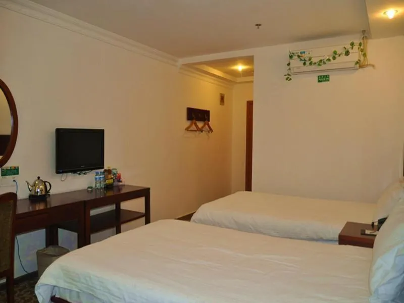 Photo of the whole room, Bed in Greentree Inn Shanghai Chongming Bao Town Express Hotel