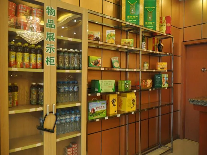 On-site shops in Greentree Inn Shanghai Chongming Bao Town Express Hotel