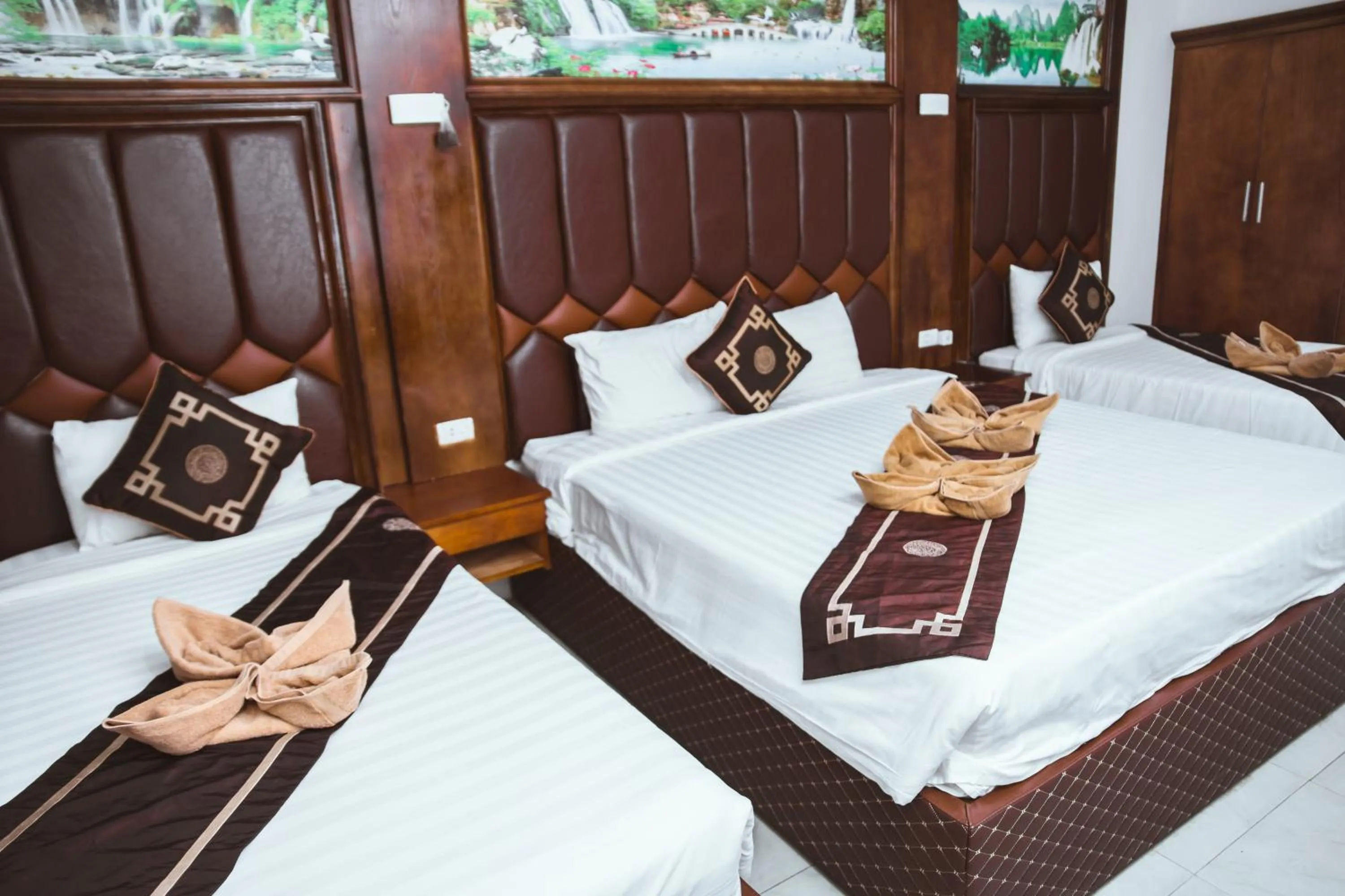 Bed in Vientiane Garden Villa Hotel