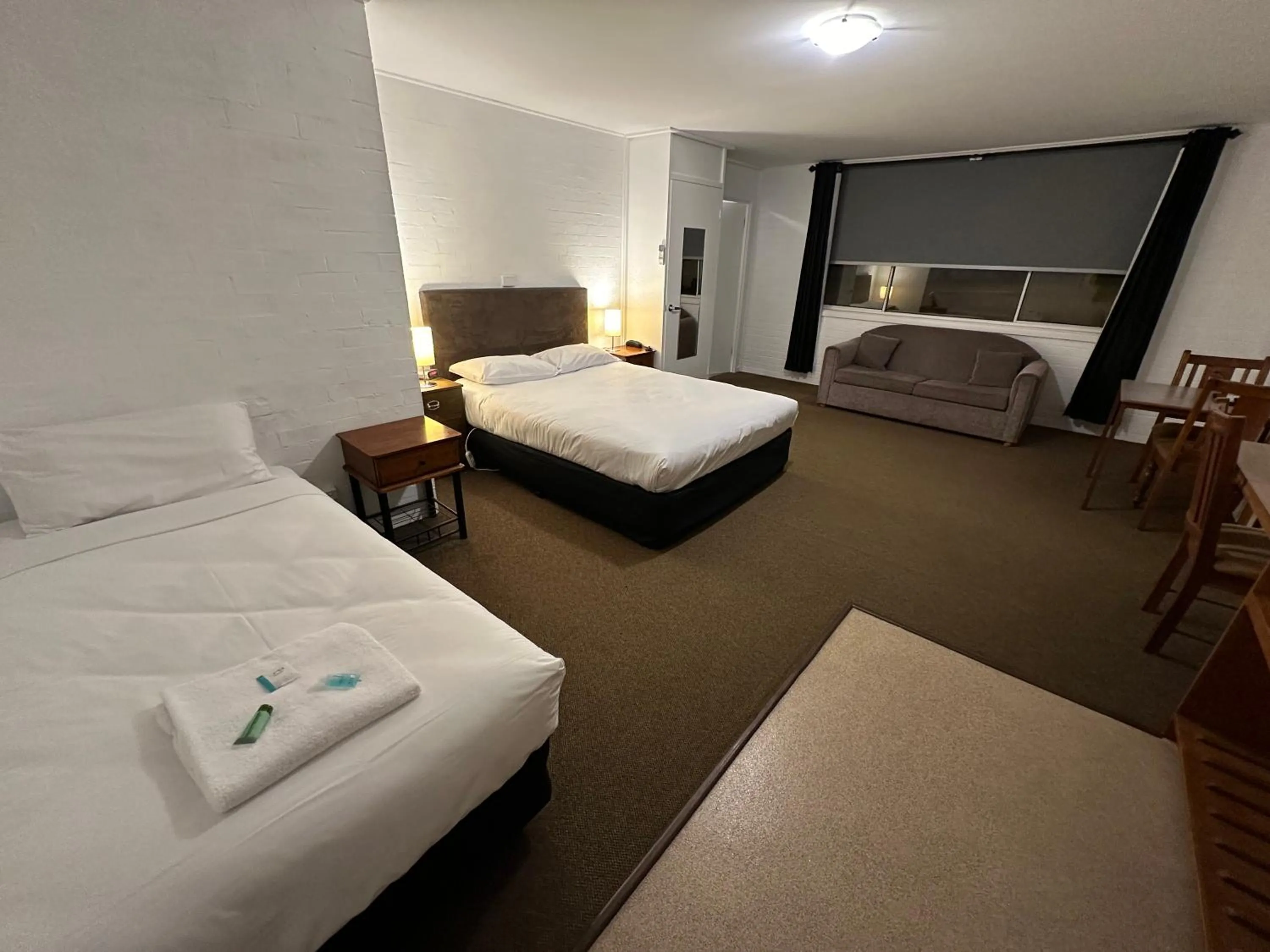 Bed in Wedderburn Goldseeker Motel