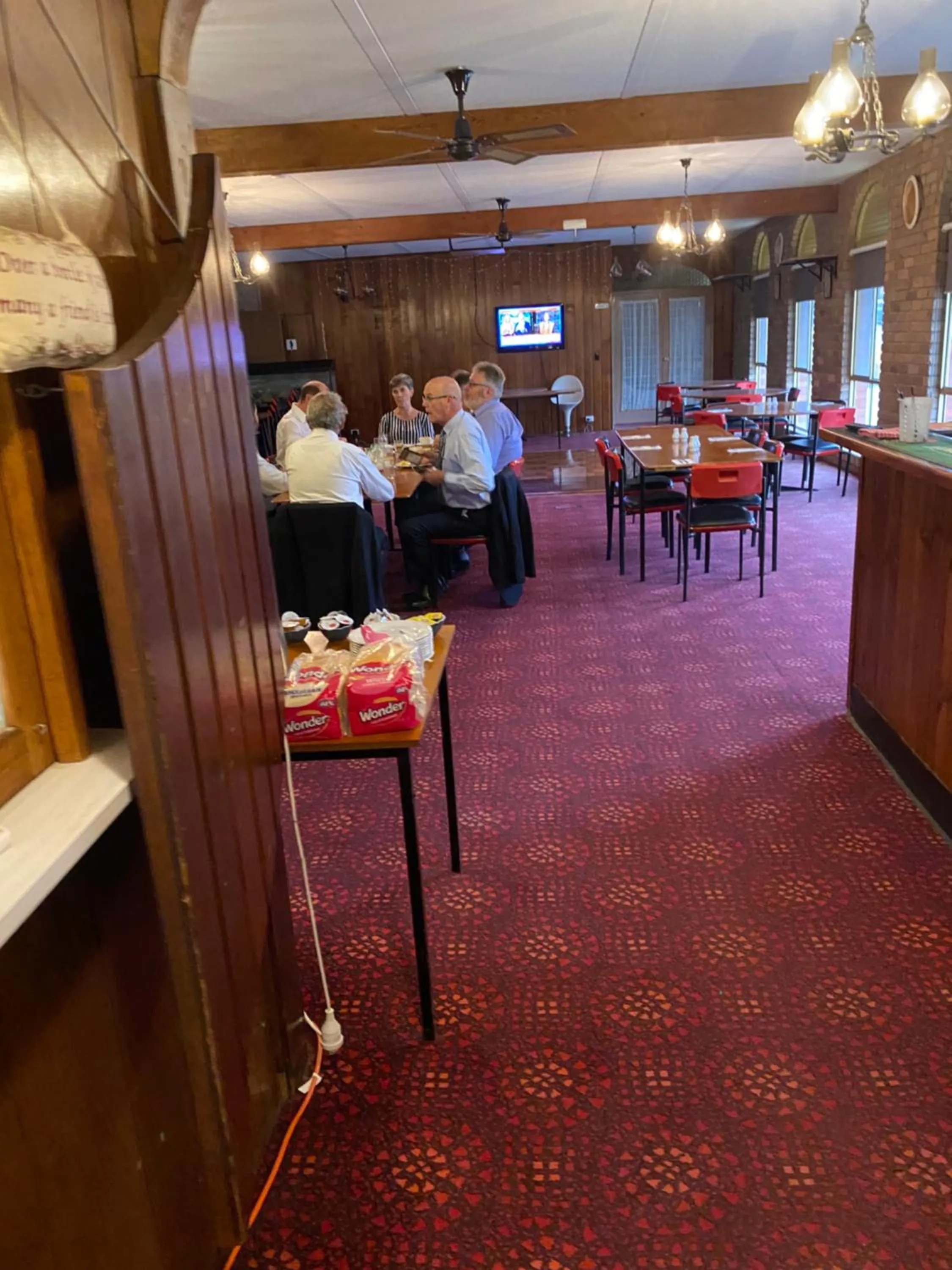 Restaurant/places to eat in Wedderburn Goldseeker Motel