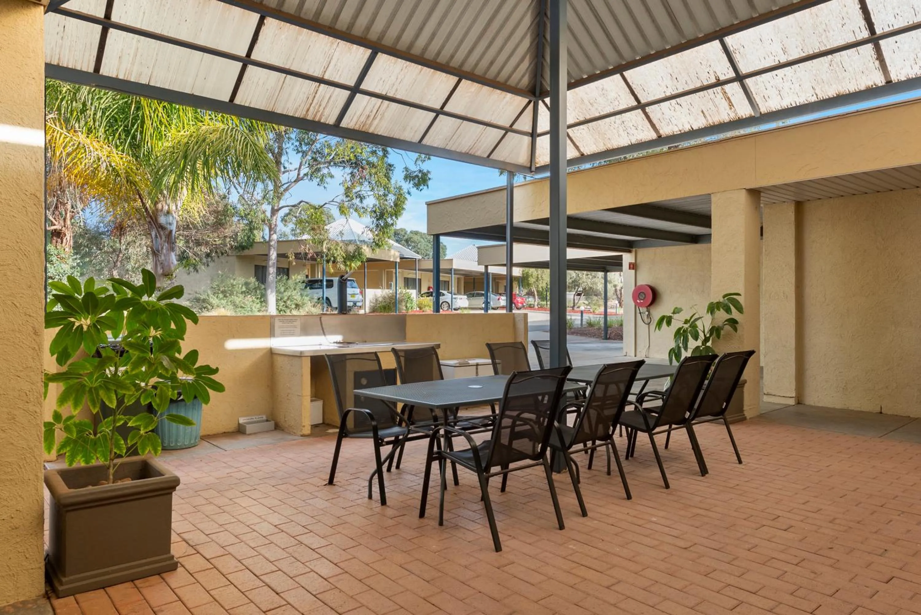 BBQ facilities in Comfort Inn & Suites Riverland
