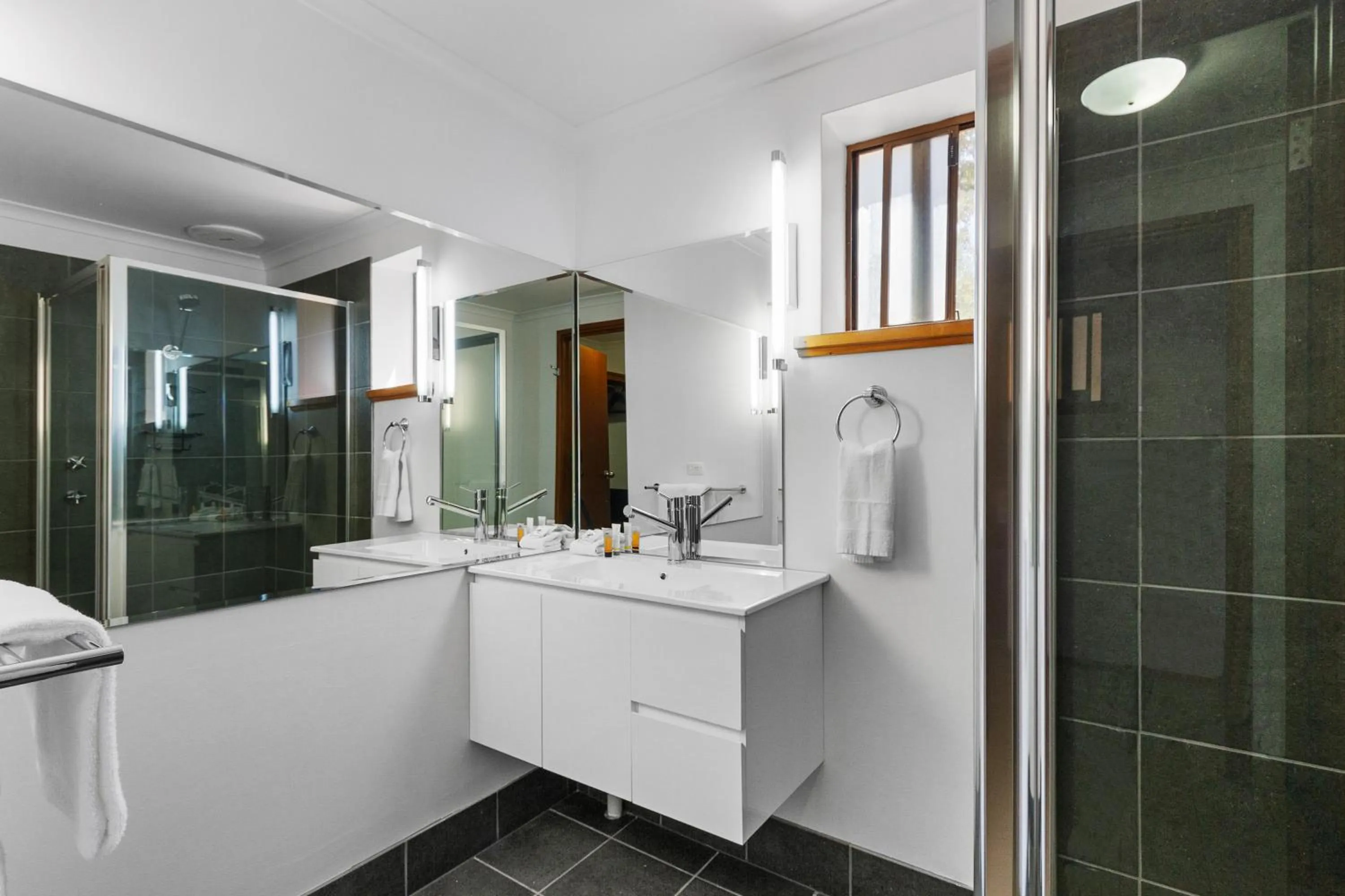 Bathroom in Comfort Inn & Suites Riverland