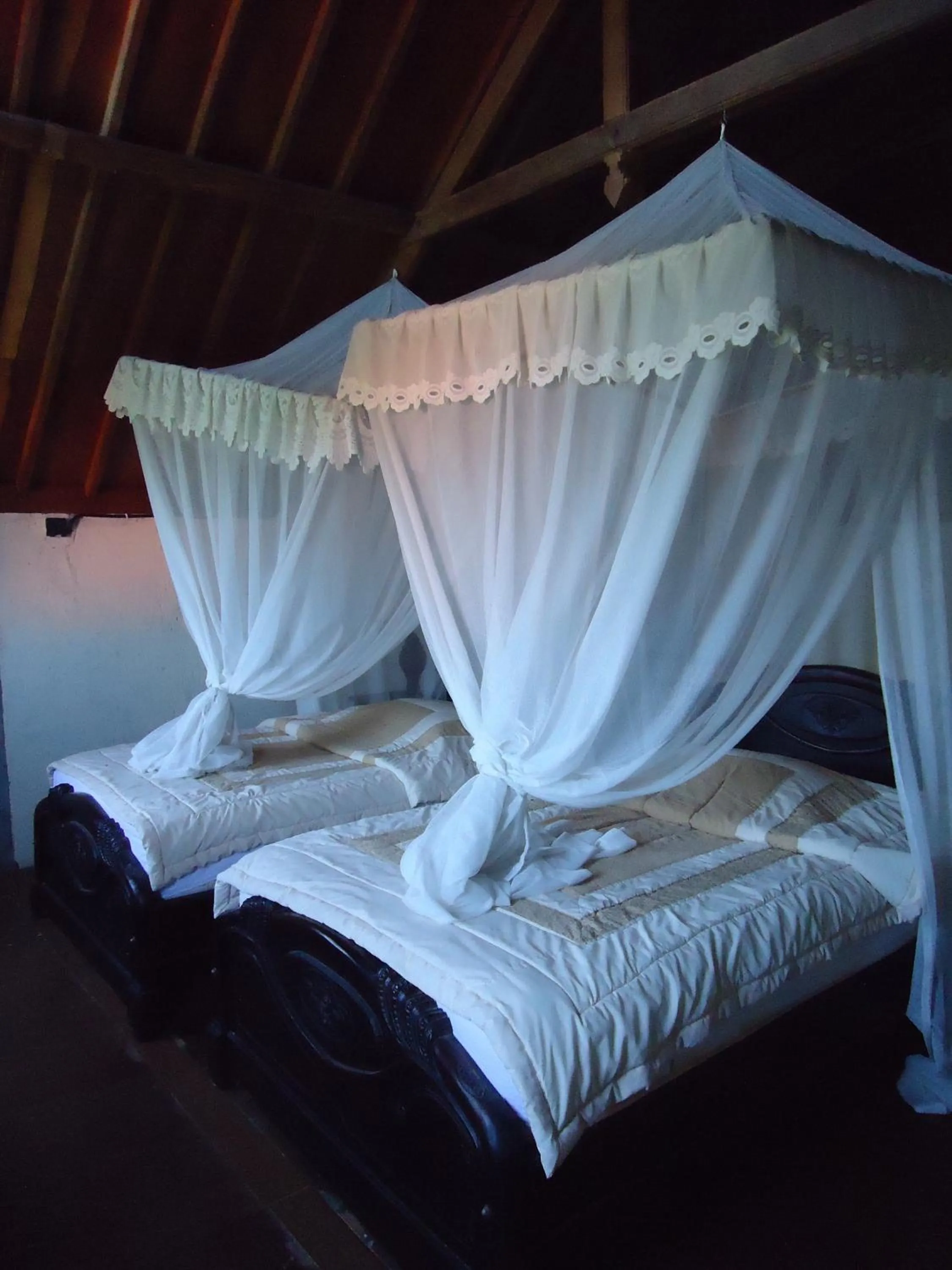 Bed in Three Brothers Bobby's Villas