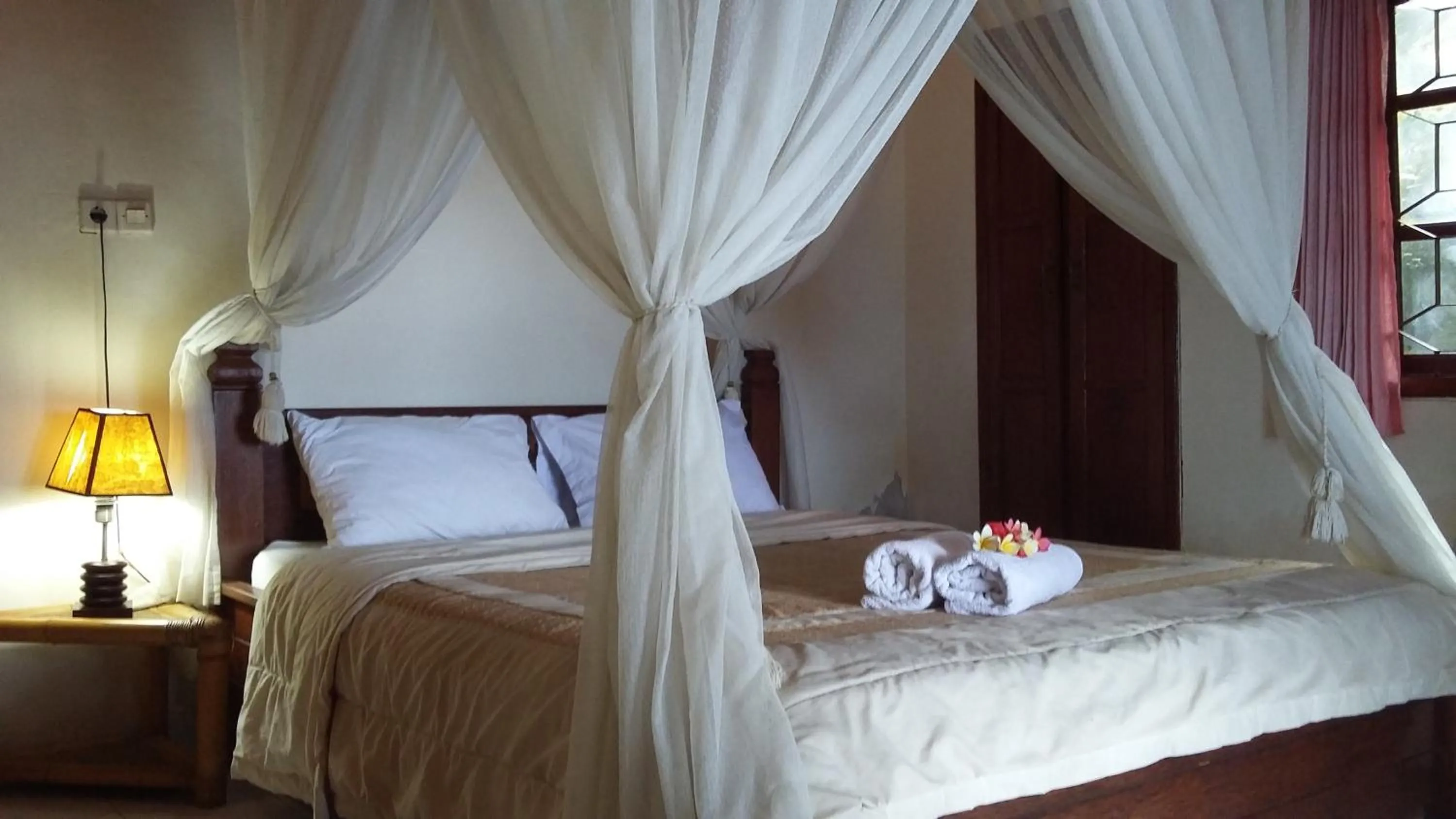 Bed in Three Brothers Bobby's Villas