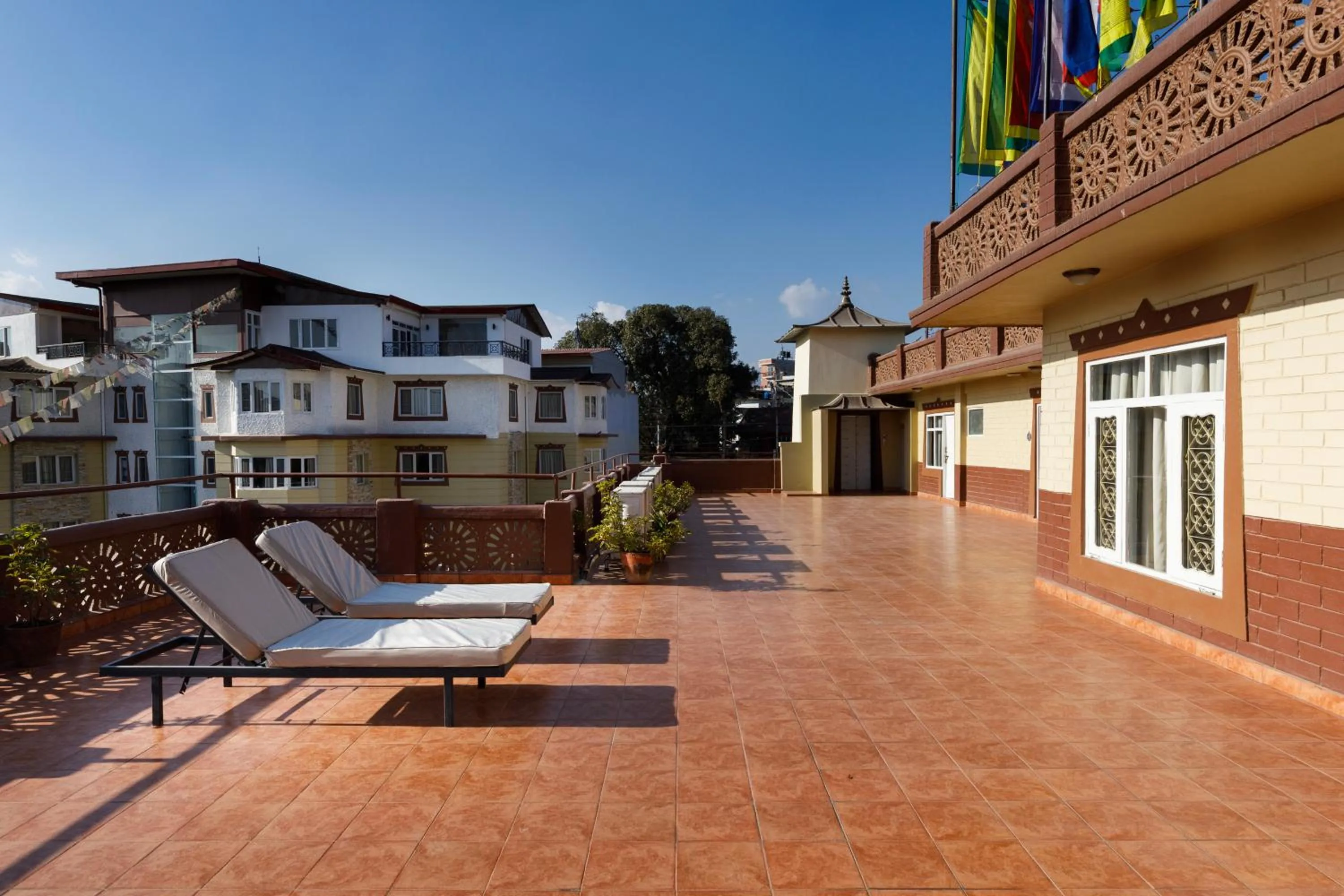 Balcony/Terrace in Shambaling Boutique Hotel