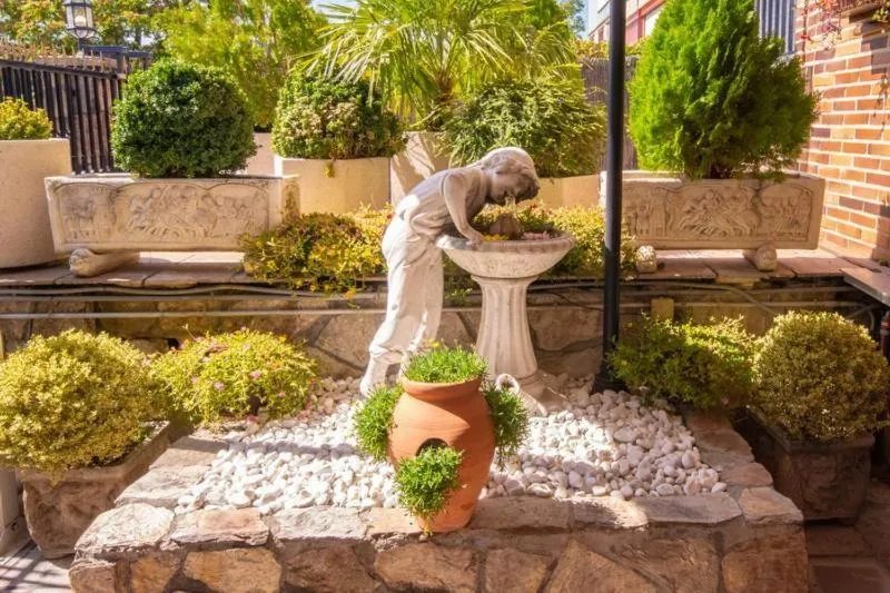 Patio in Hostal El Cruce