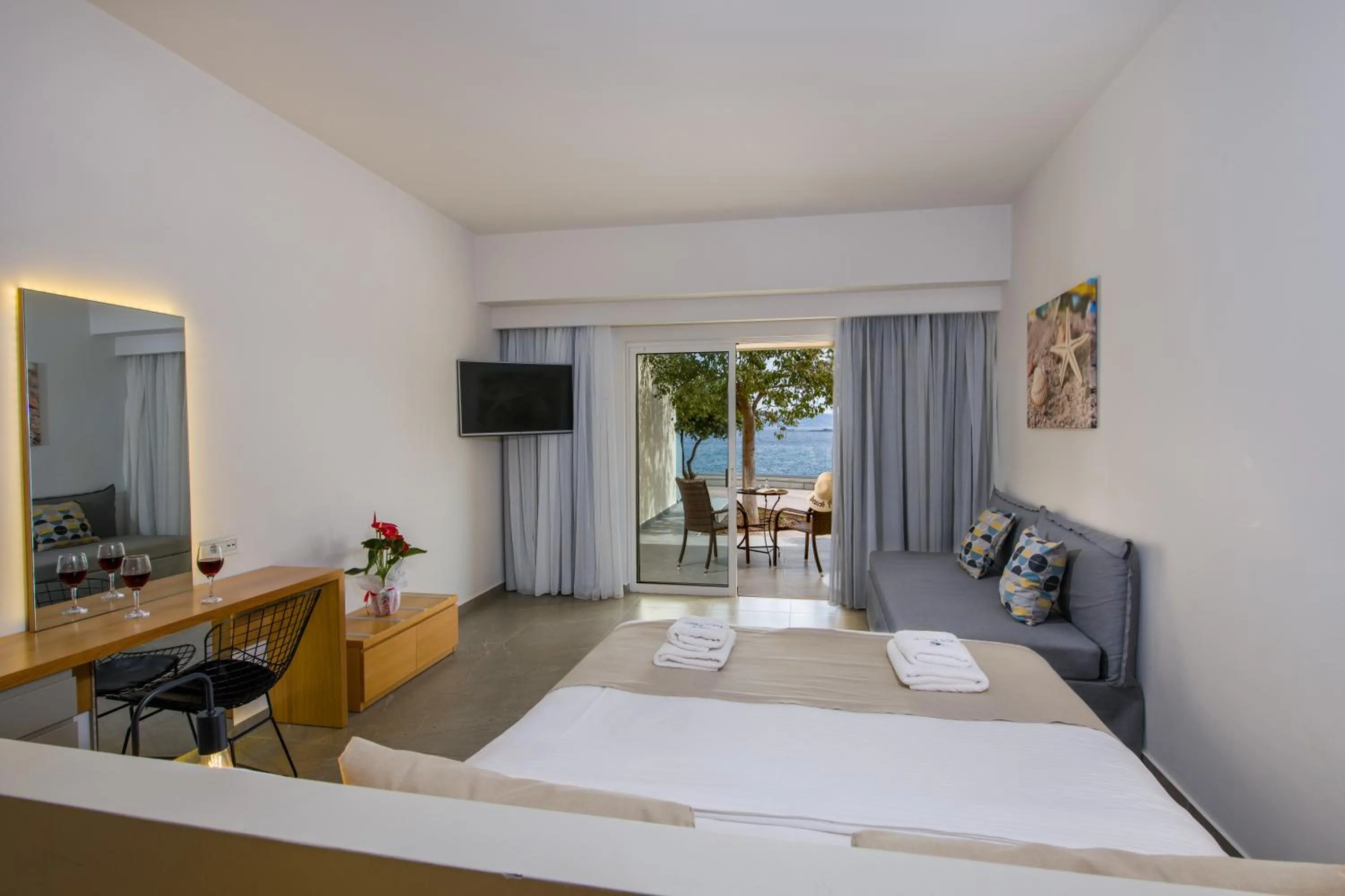 Bedroom in Balos Beach