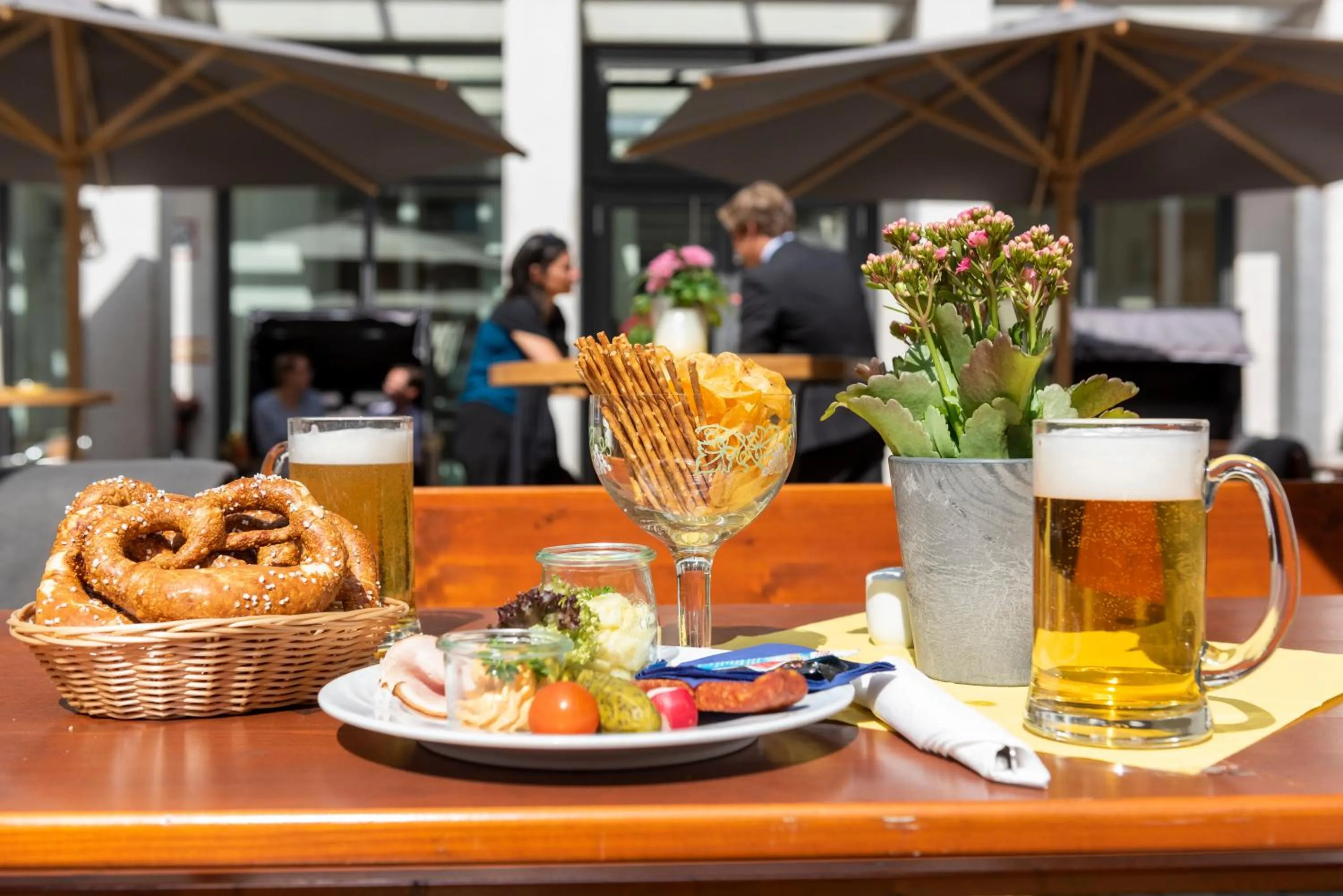 Restaurant/places to eat in Hotel Aquino Berlin