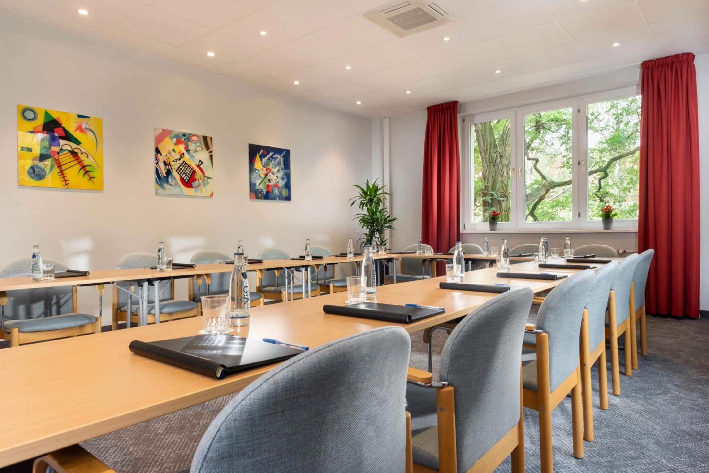 Business facilities in Hotel Aquino Berlin