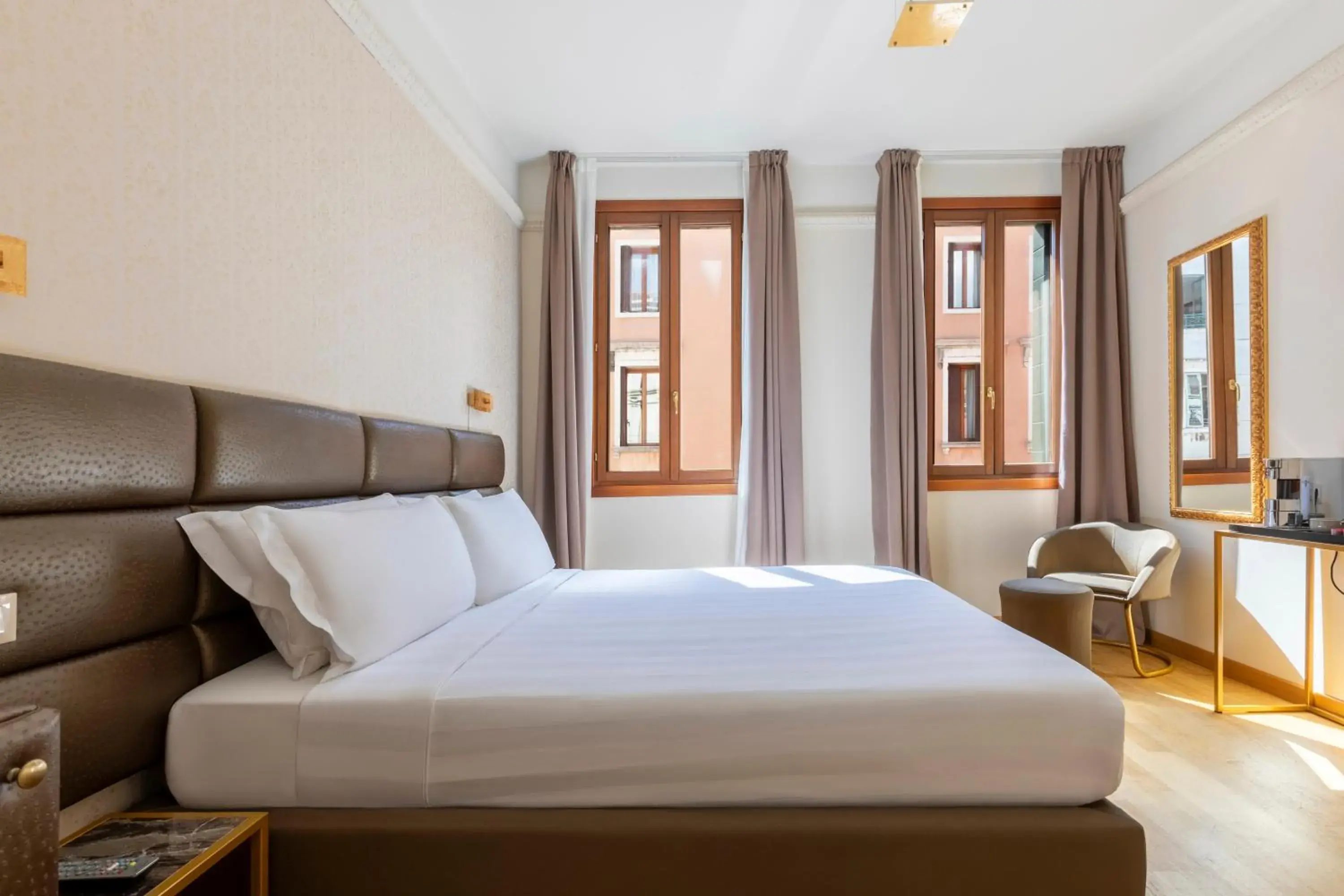 Double Room in Numa Venice Palazzo Orseolo Double Room in Numa Venice Palazzo Orseolo