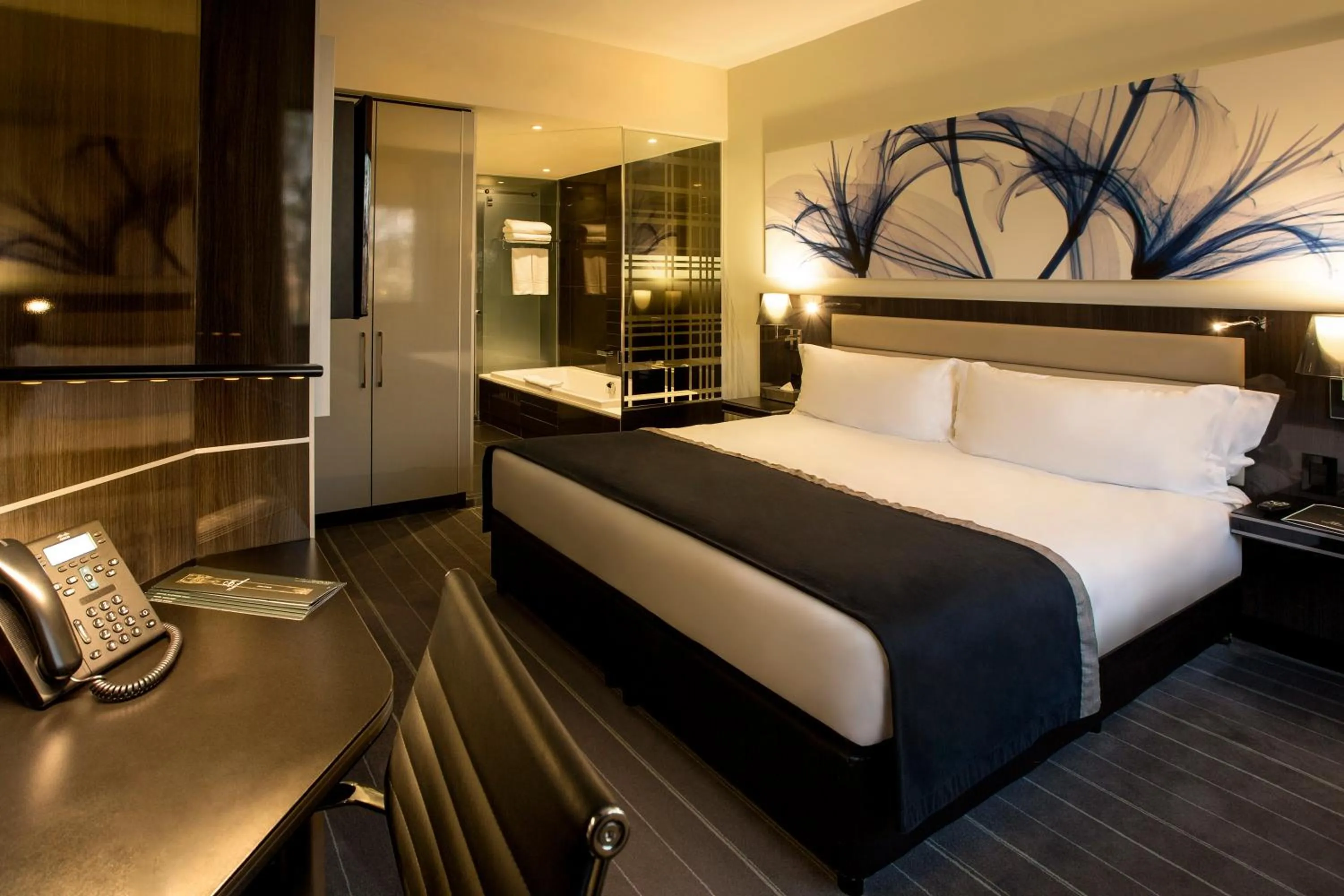 Bedroom, Bed in The Maslow Hotel, Sandton