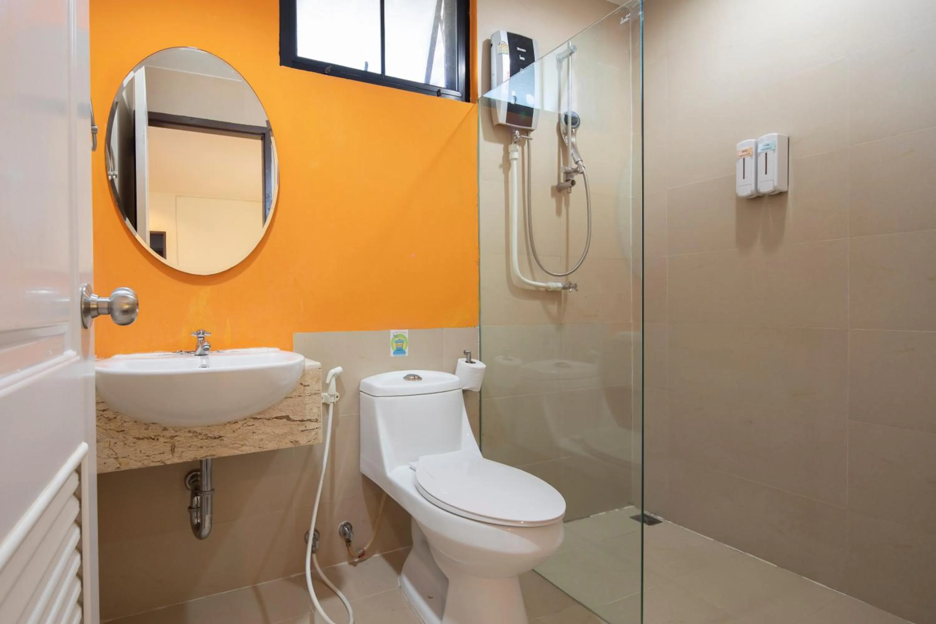 @ Border Hotel, Aranyaprateth