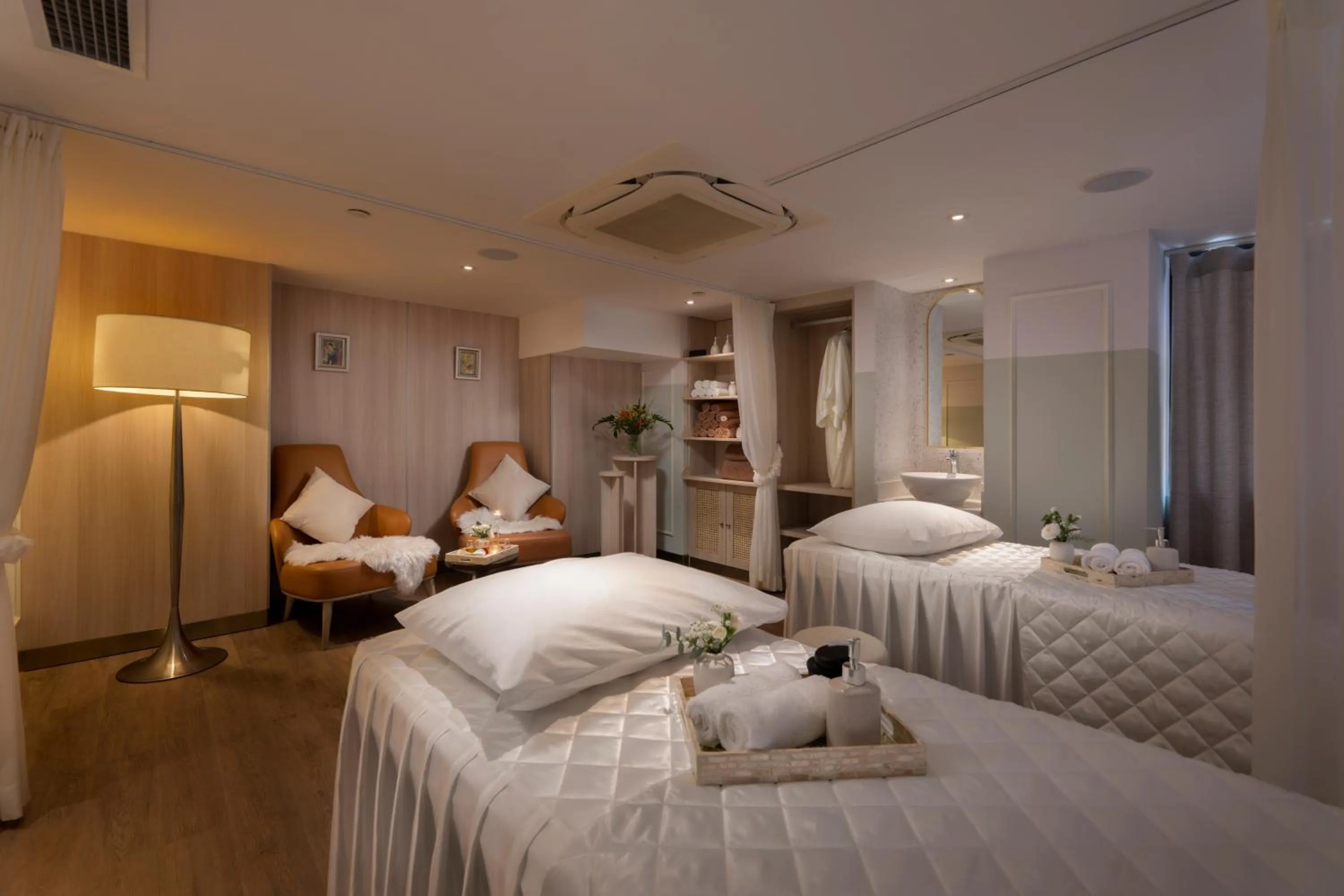 Spa and wellness centre/facilities, Bed in Hanoi Le Jardin Hotel & Spa