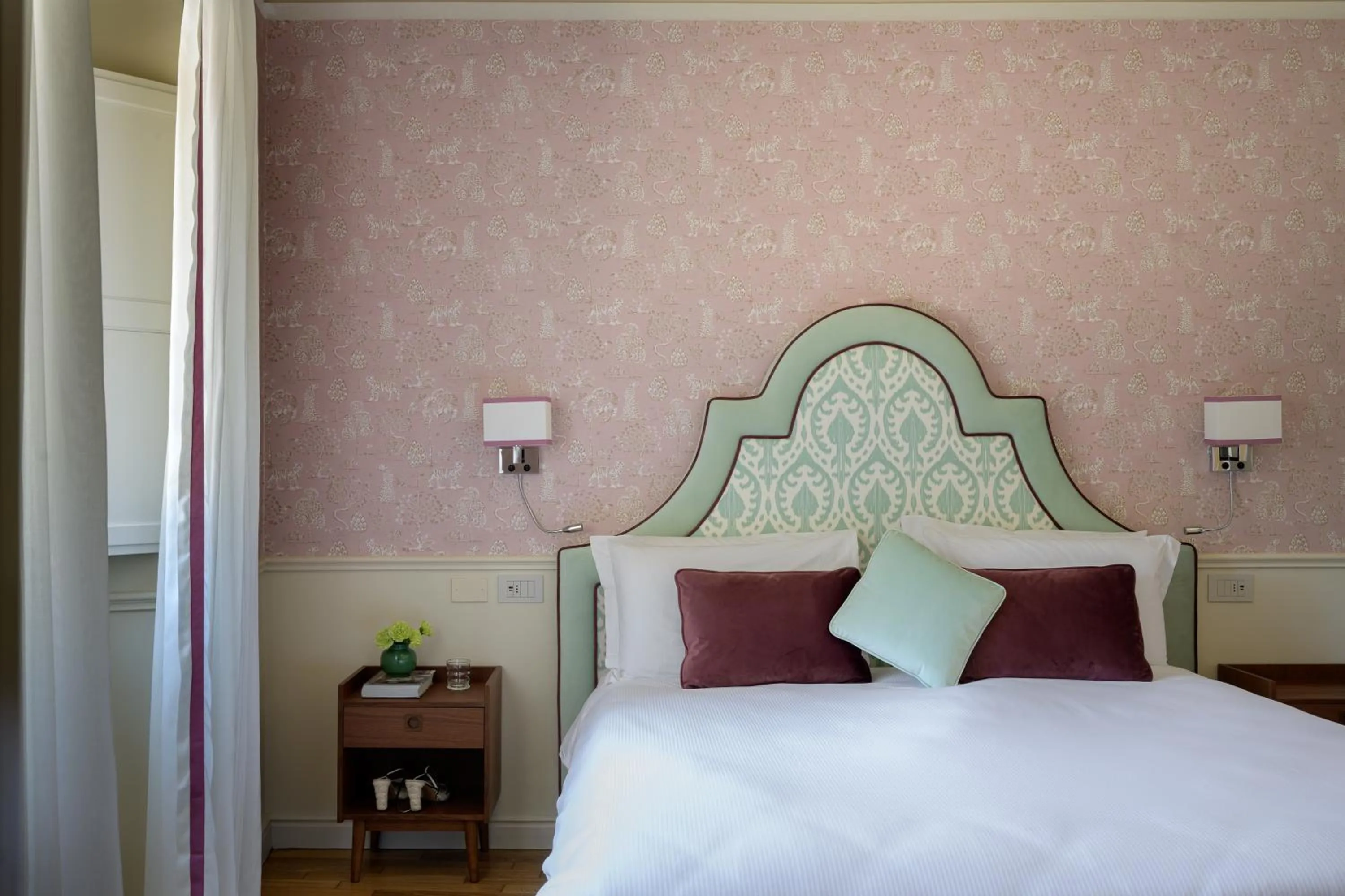 Bed in Mabelle Centro