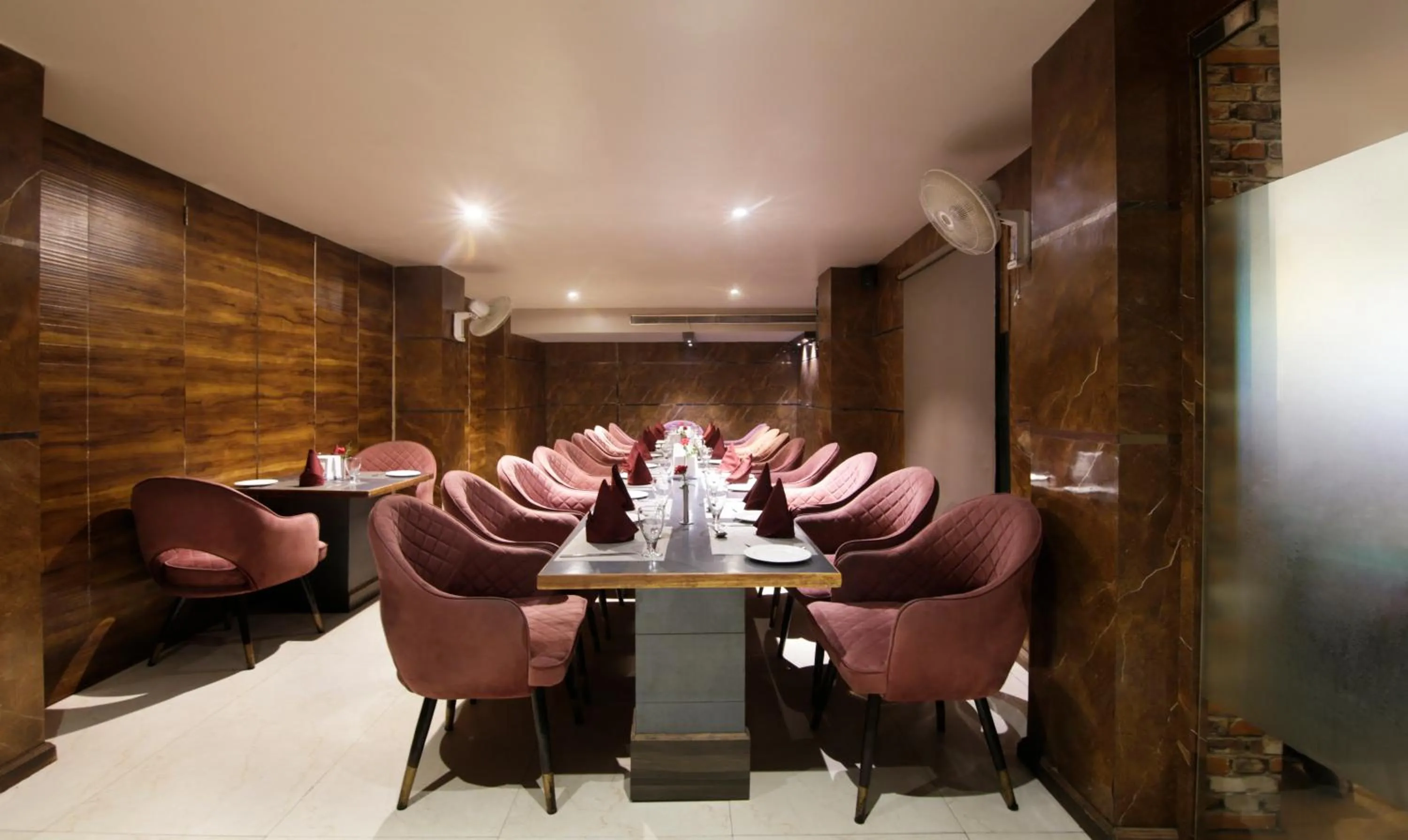 Dining area in Treebo Punjabi Nature Residency, Near Faridabad Railway Station