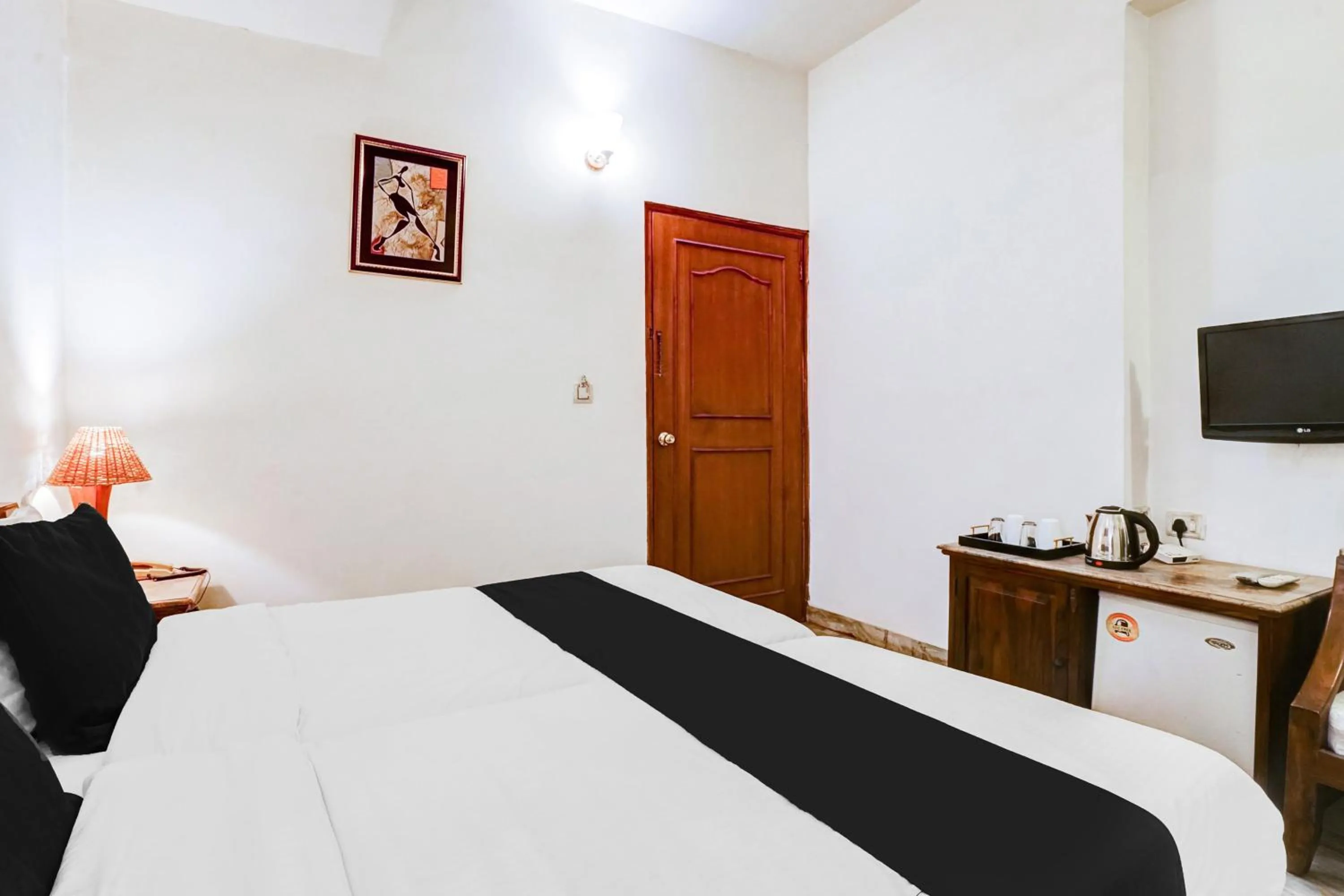 Bedroom in Hotel O Sansarchandra Road Formerly Luna Rosa