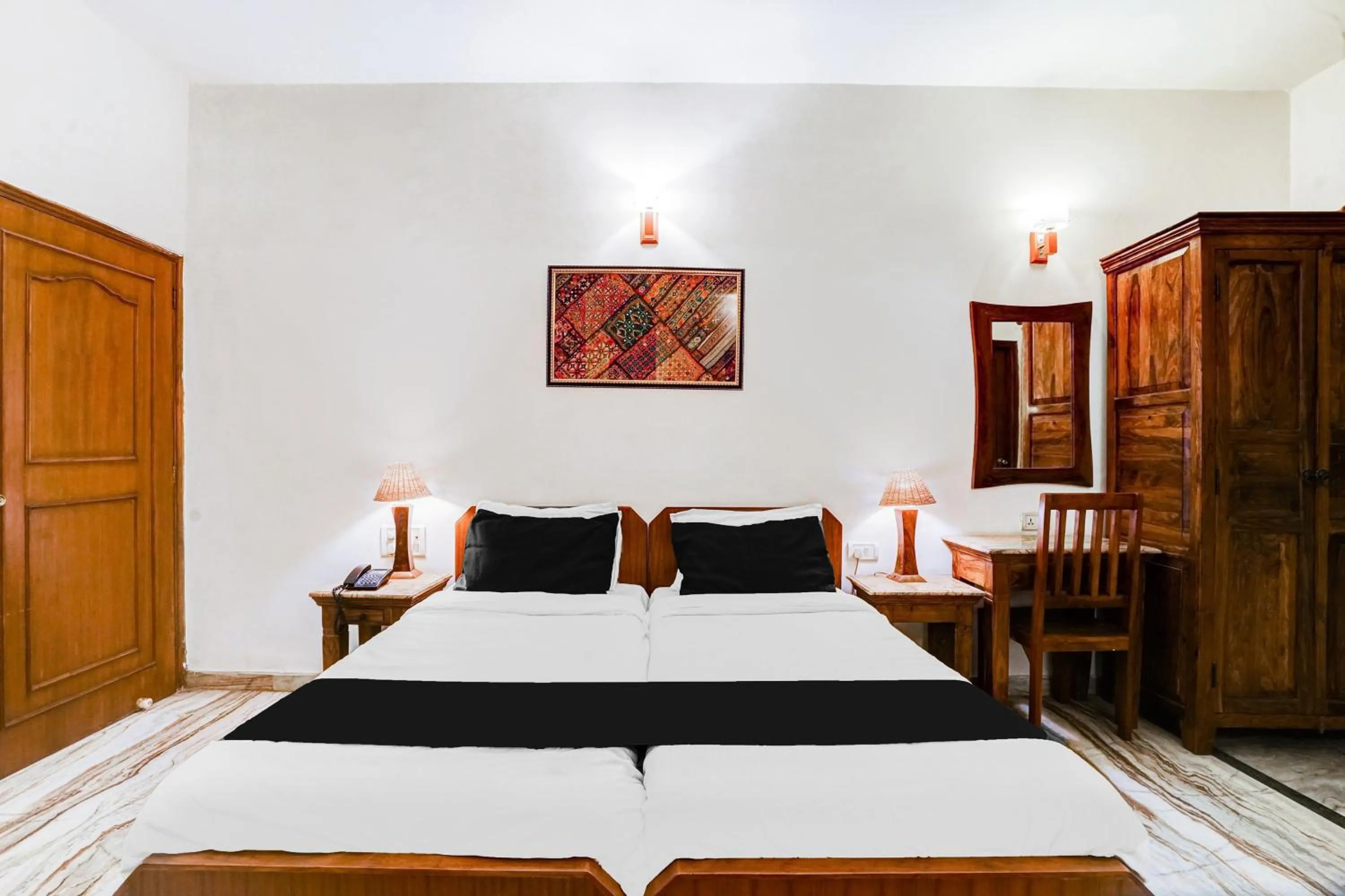 Bedroom in Hotel O Sansarchandra Road Formerly Luna Rosa