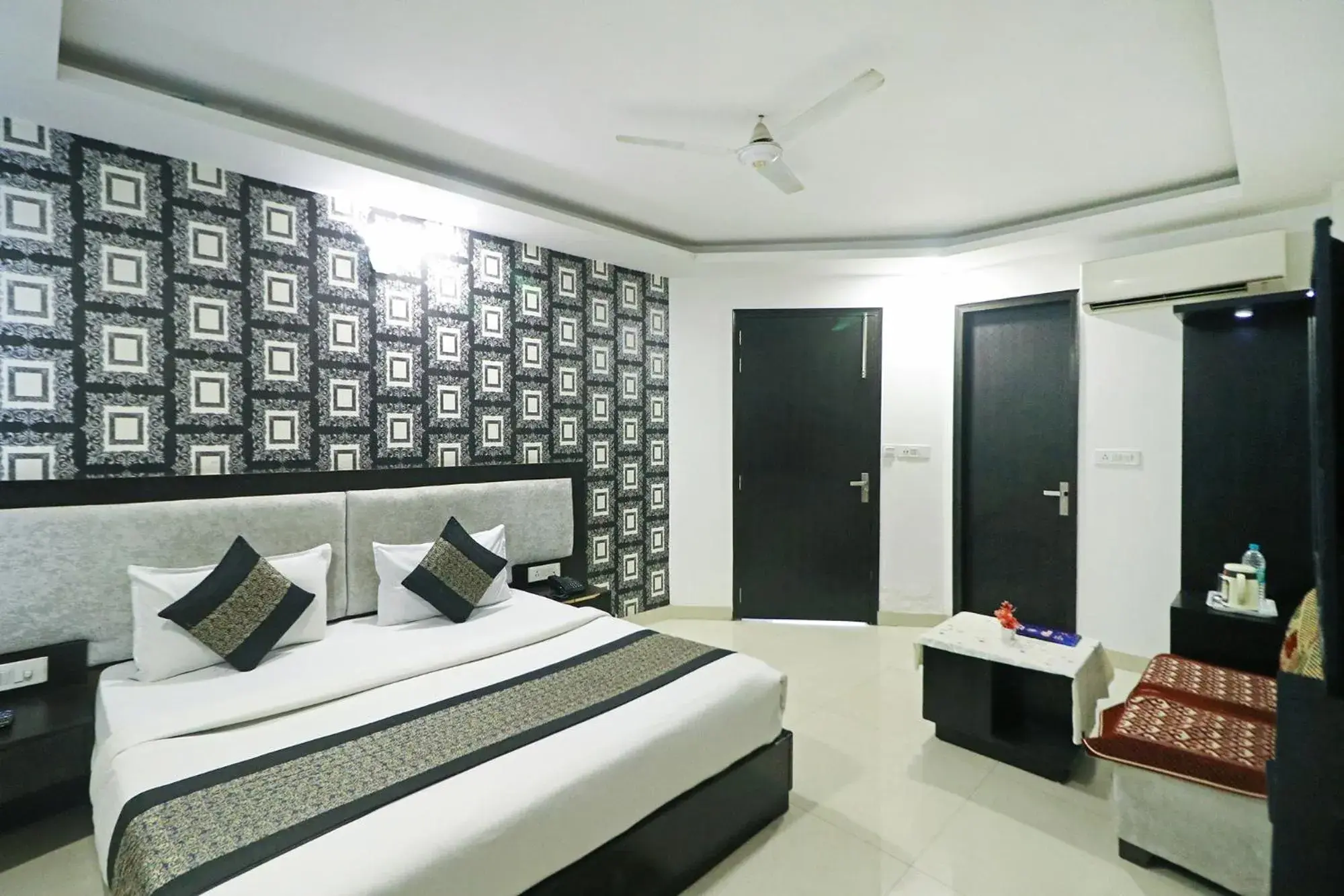 FabHotel Airport Zone Olive Near IGI Airport New Delhi FabHotel Airport Zone Olive Near IGI Airport New Delhi