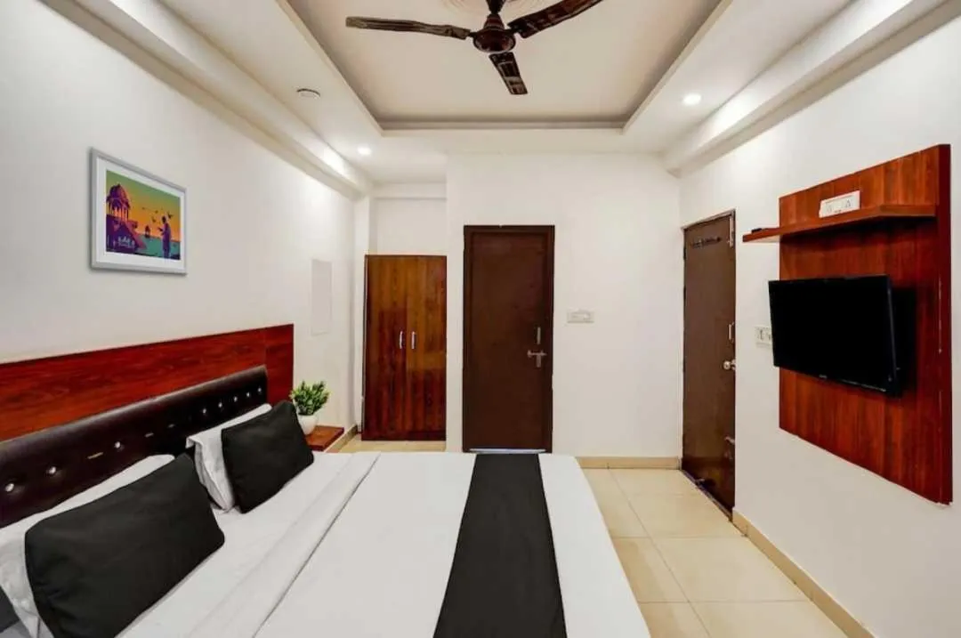 Bedroom in Hotel O Anshu B&B