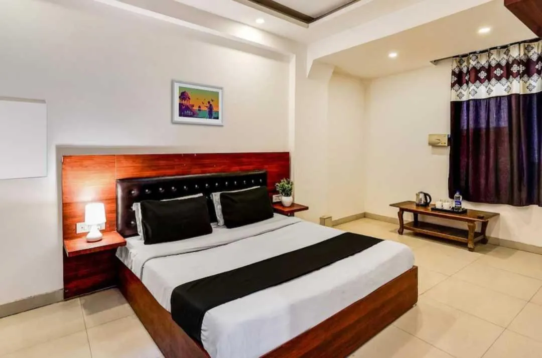 Bedroom in Hotel O Anshu B&B