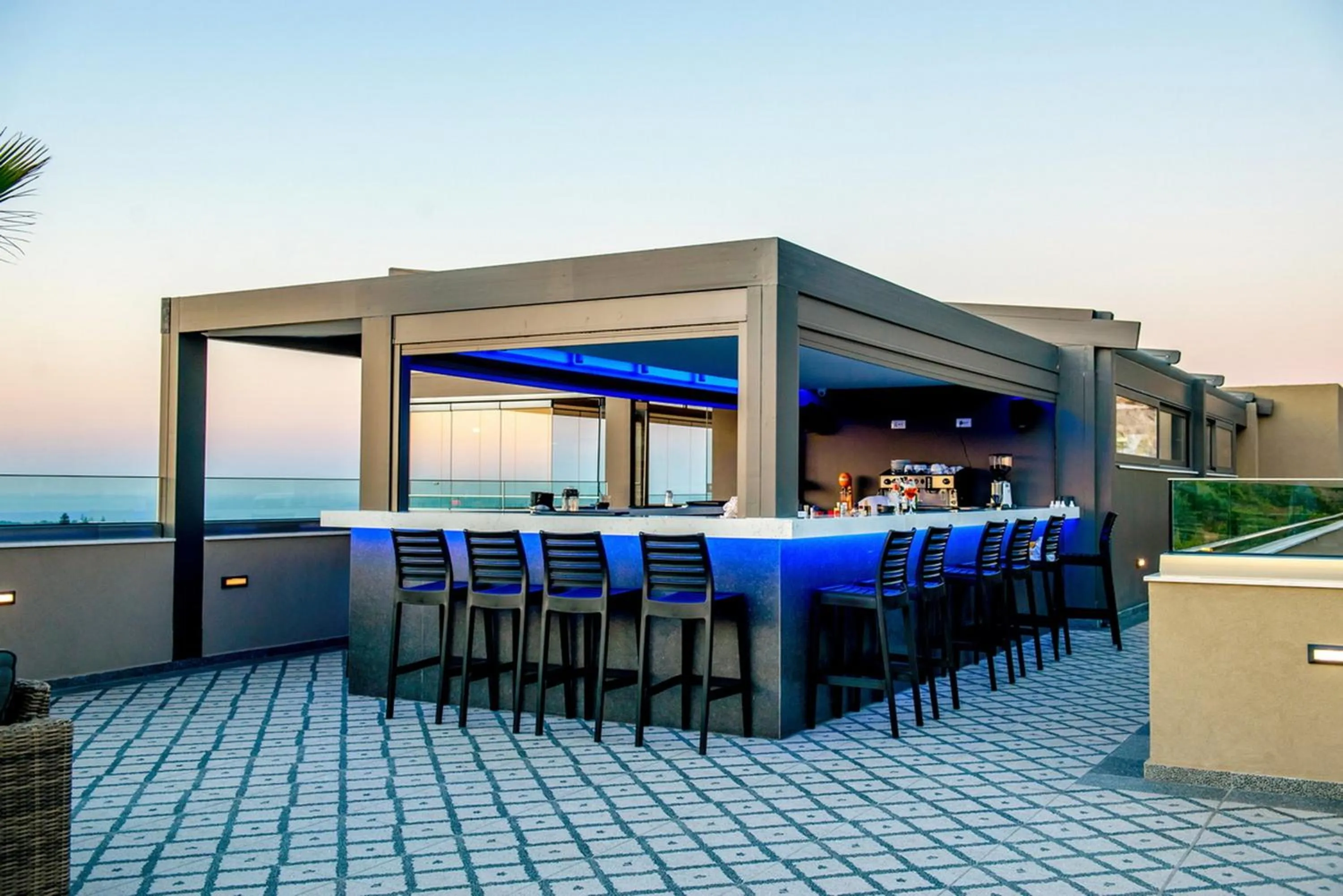 Lounge or bar in Villaggio Boutique Hotel Hersonissos - Adults Only