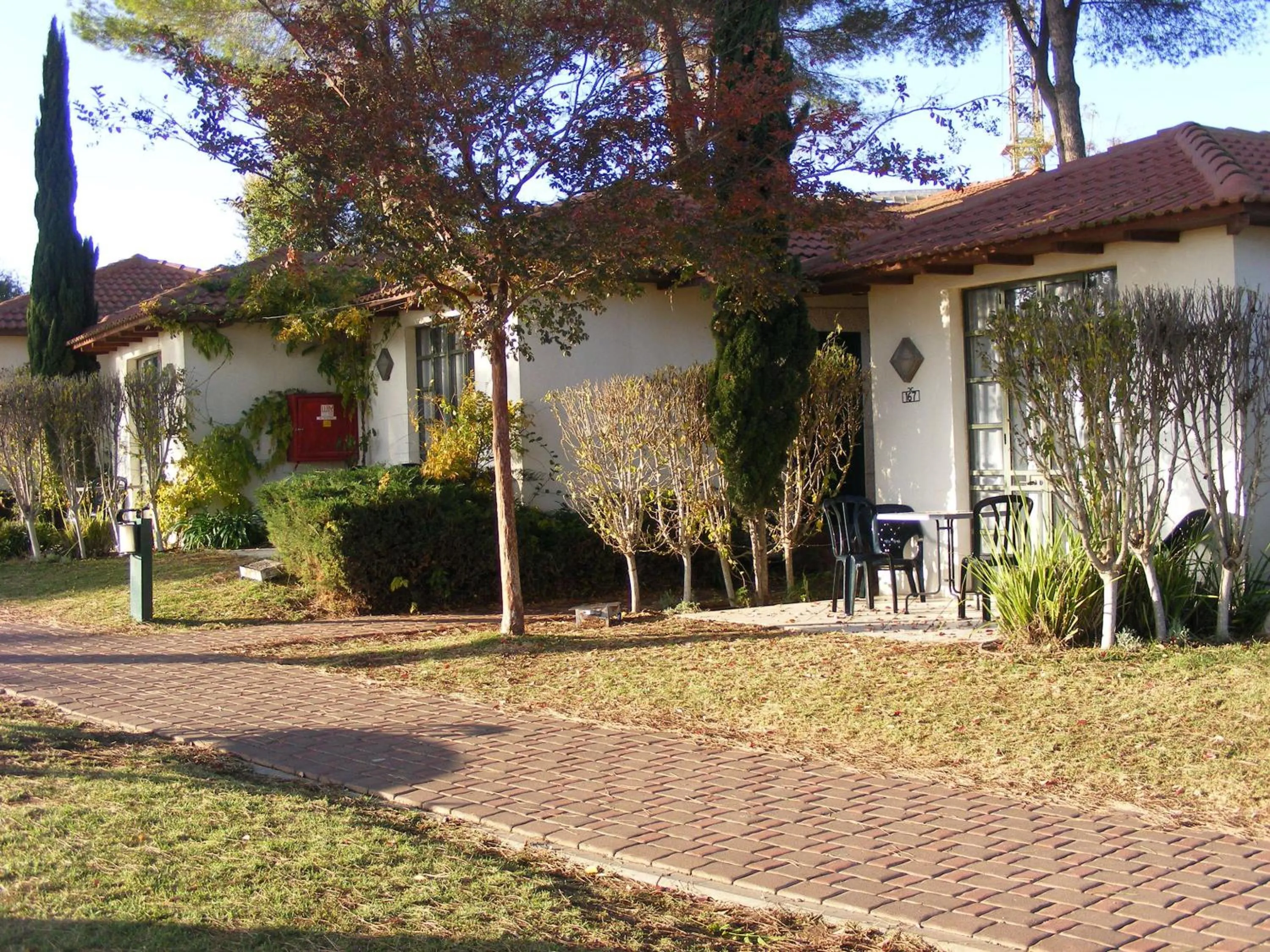 Facade/entrance in Shoresh Green Hills