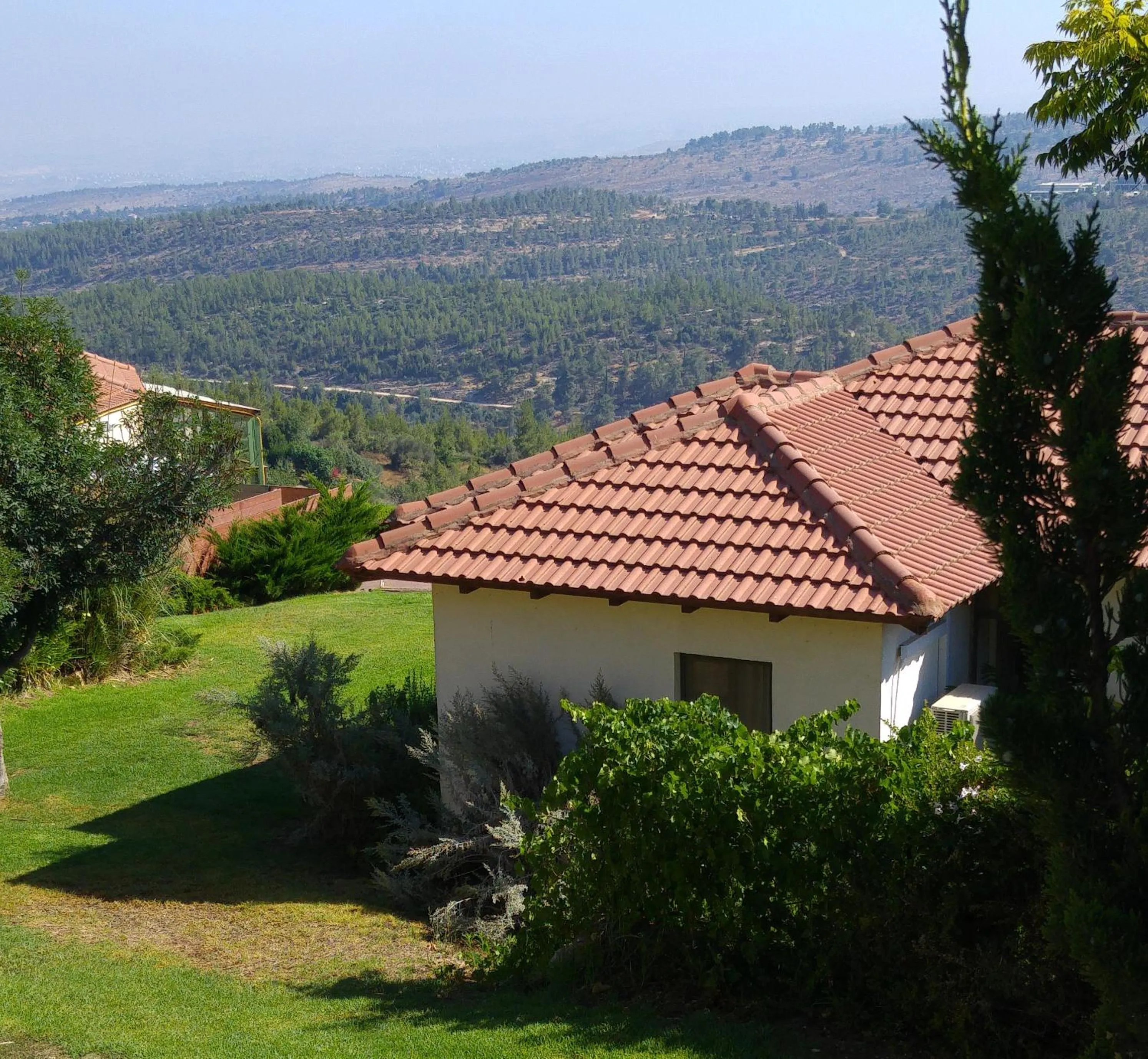 Natural landscape in Shoresh Green Hills