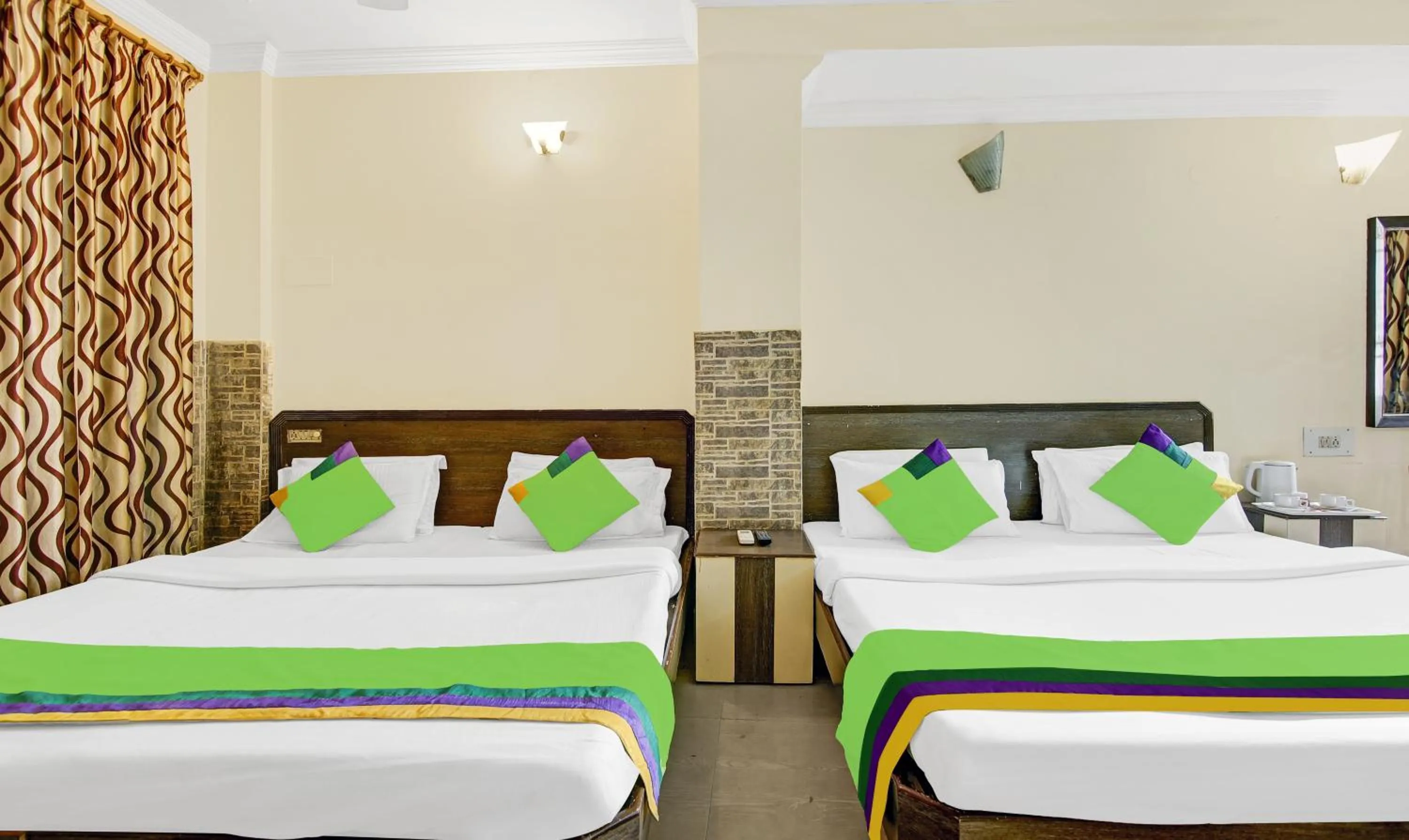 Bedroom in Itsy Hotels Amrita Raghunath Bazaar Jammu