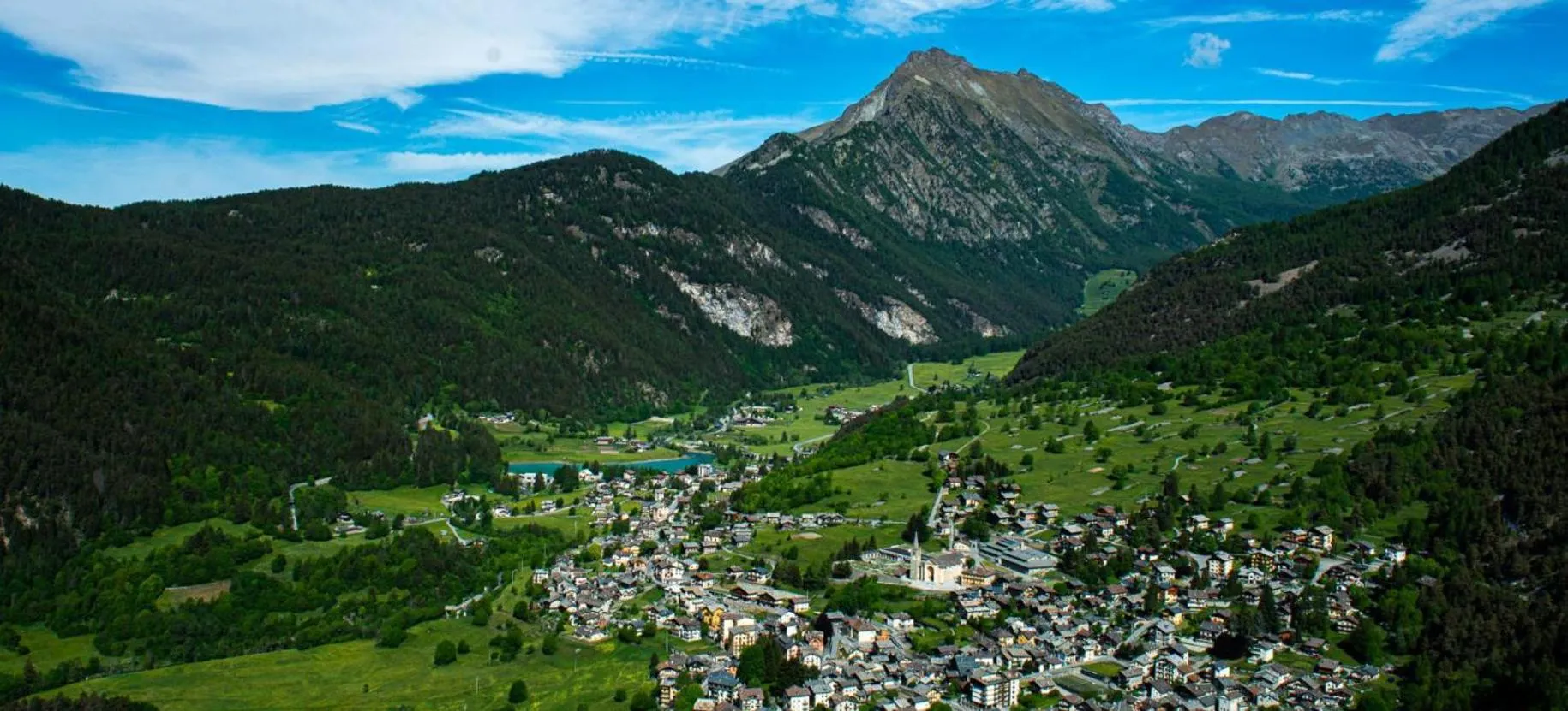 Natural landscape in Aparthotel Foyer d'antan SUITE con caminetto hammam o vasca idromassaggio