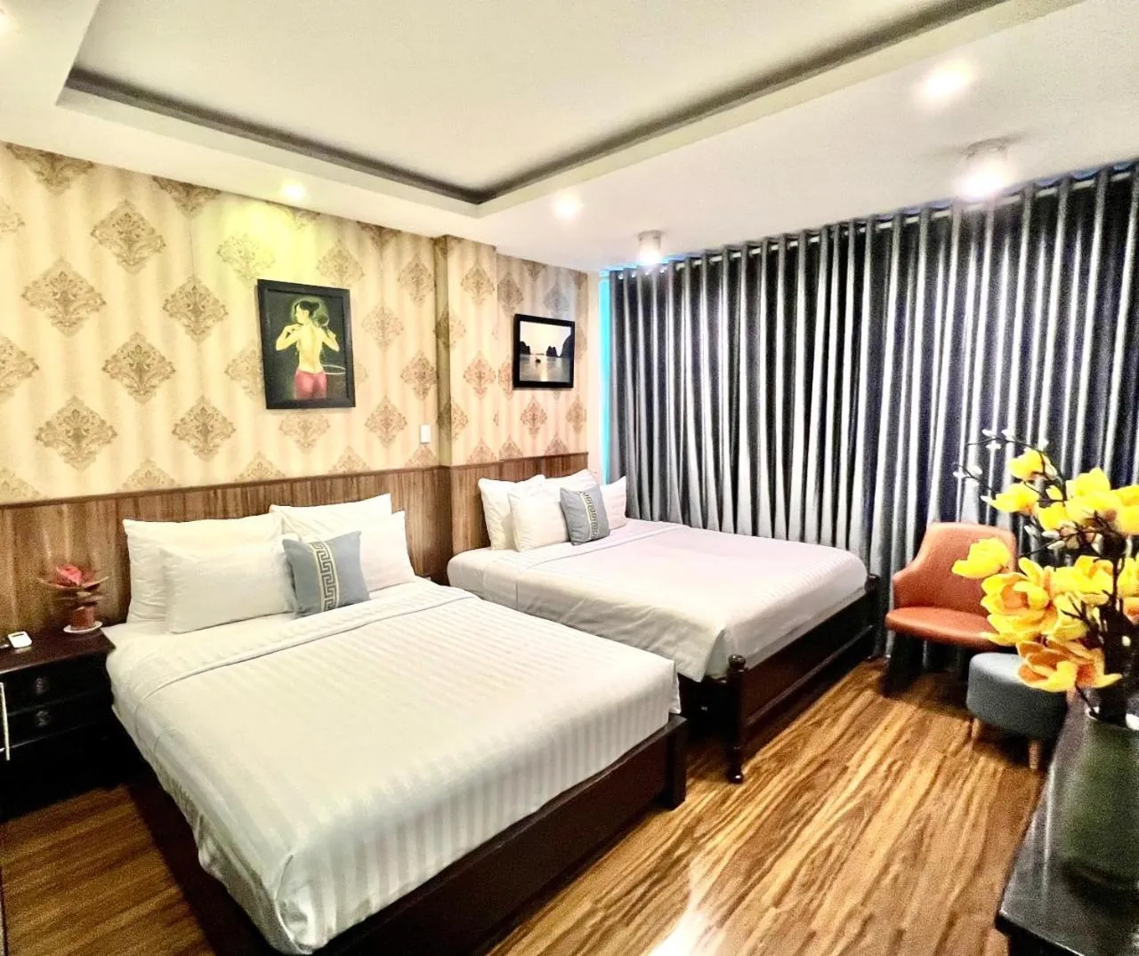 Bed in DDA Hotel District 1- Bùi Viện-Đề Thám Walking Street
