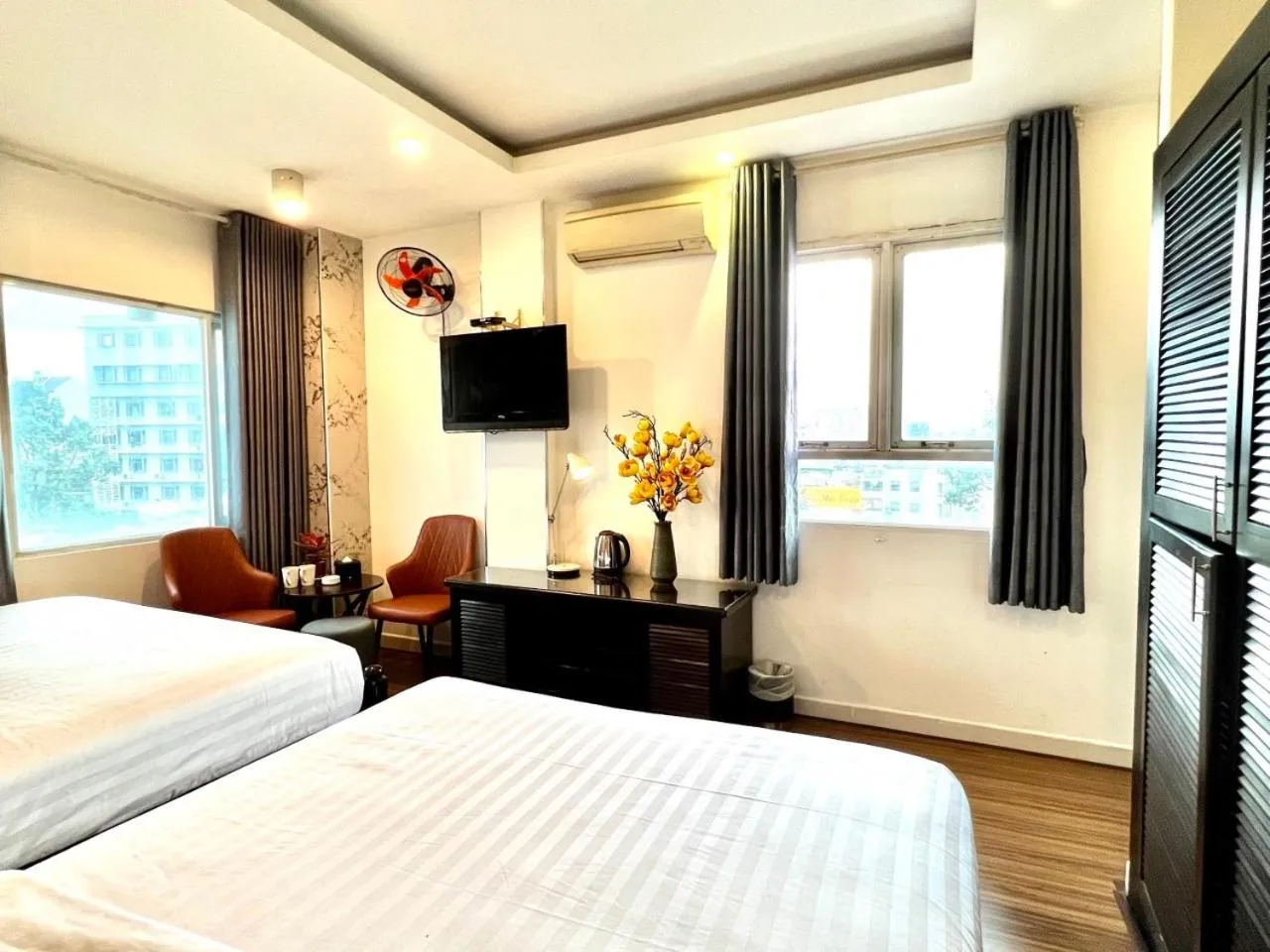 Bed in DDA Hotel District 1- Bùi Viện-Đề Thám Walking Street