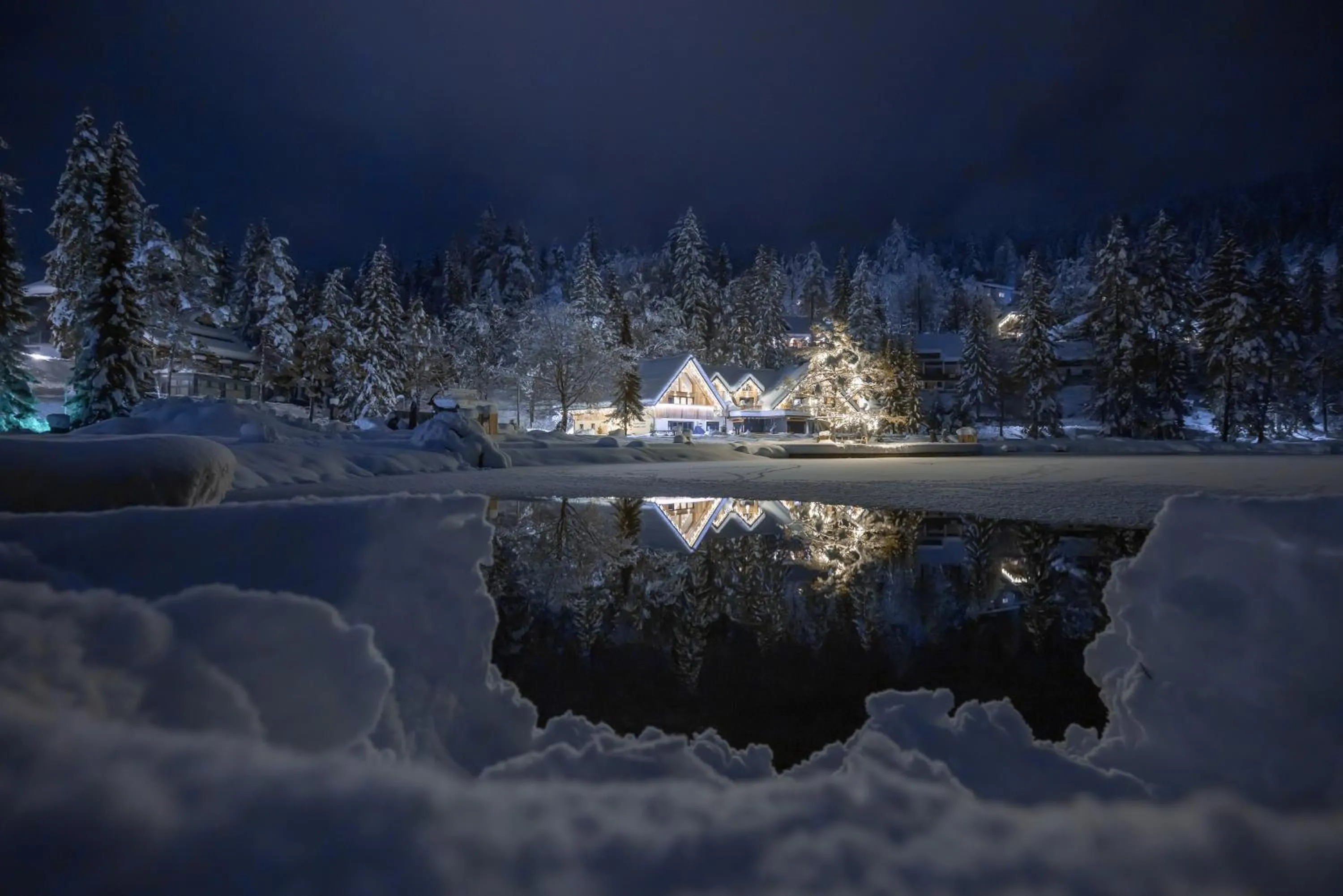 Property building in JASNA NATUR Resort by the lake