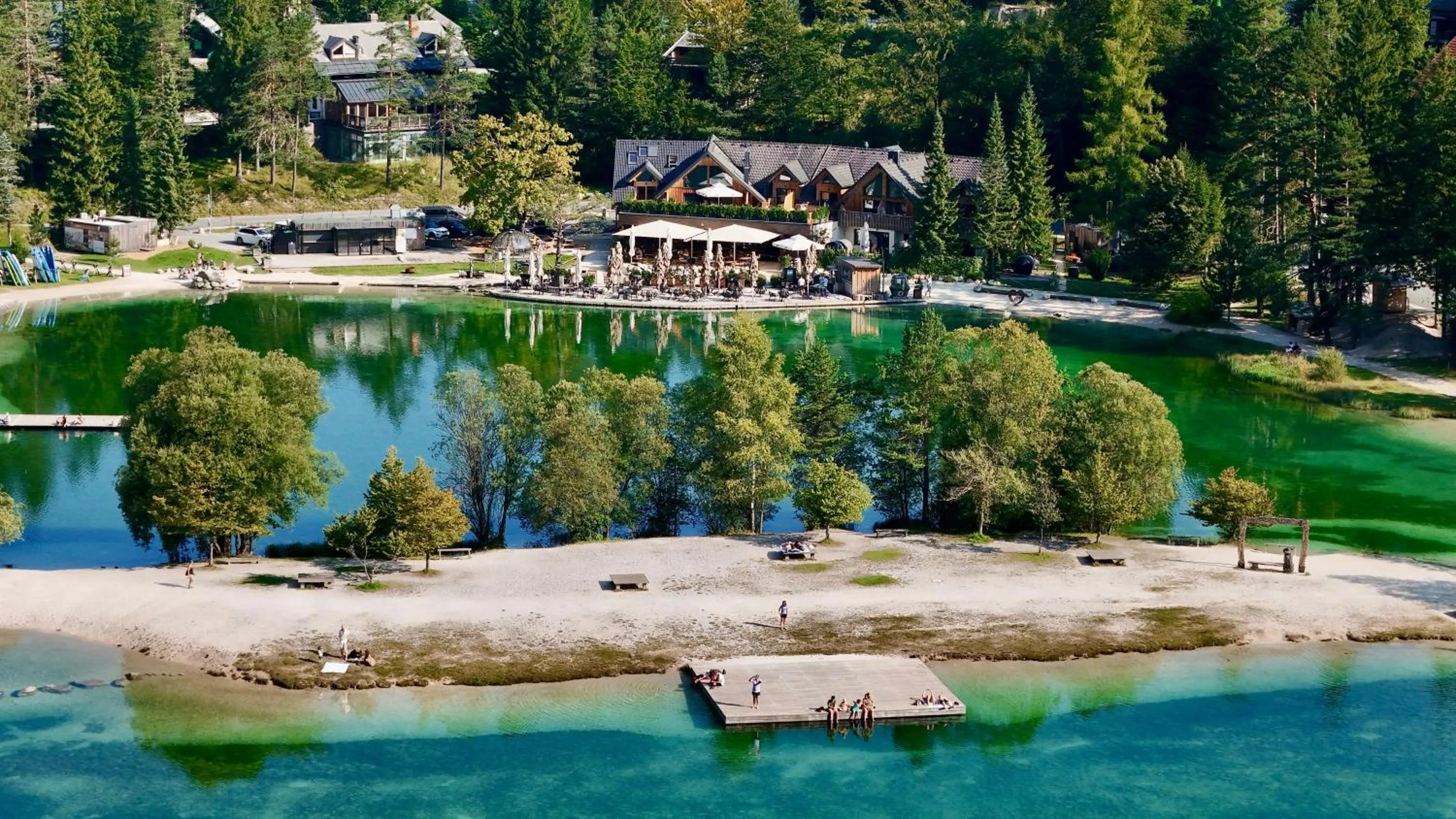 Property building in JASNA NATUR Resort by the lake