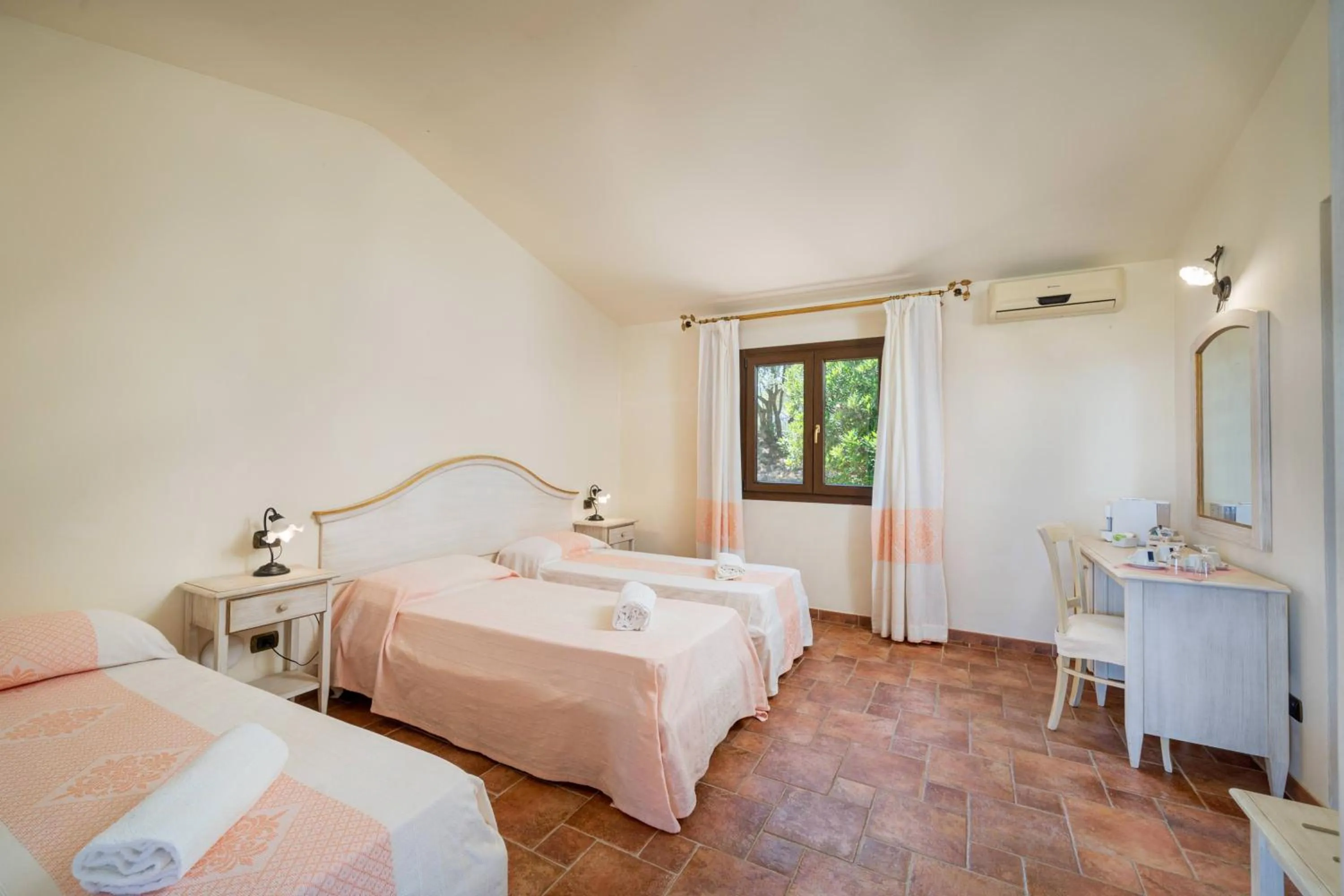 Bedroom, Bed in Borgo Alba Barona Turismo Rurale