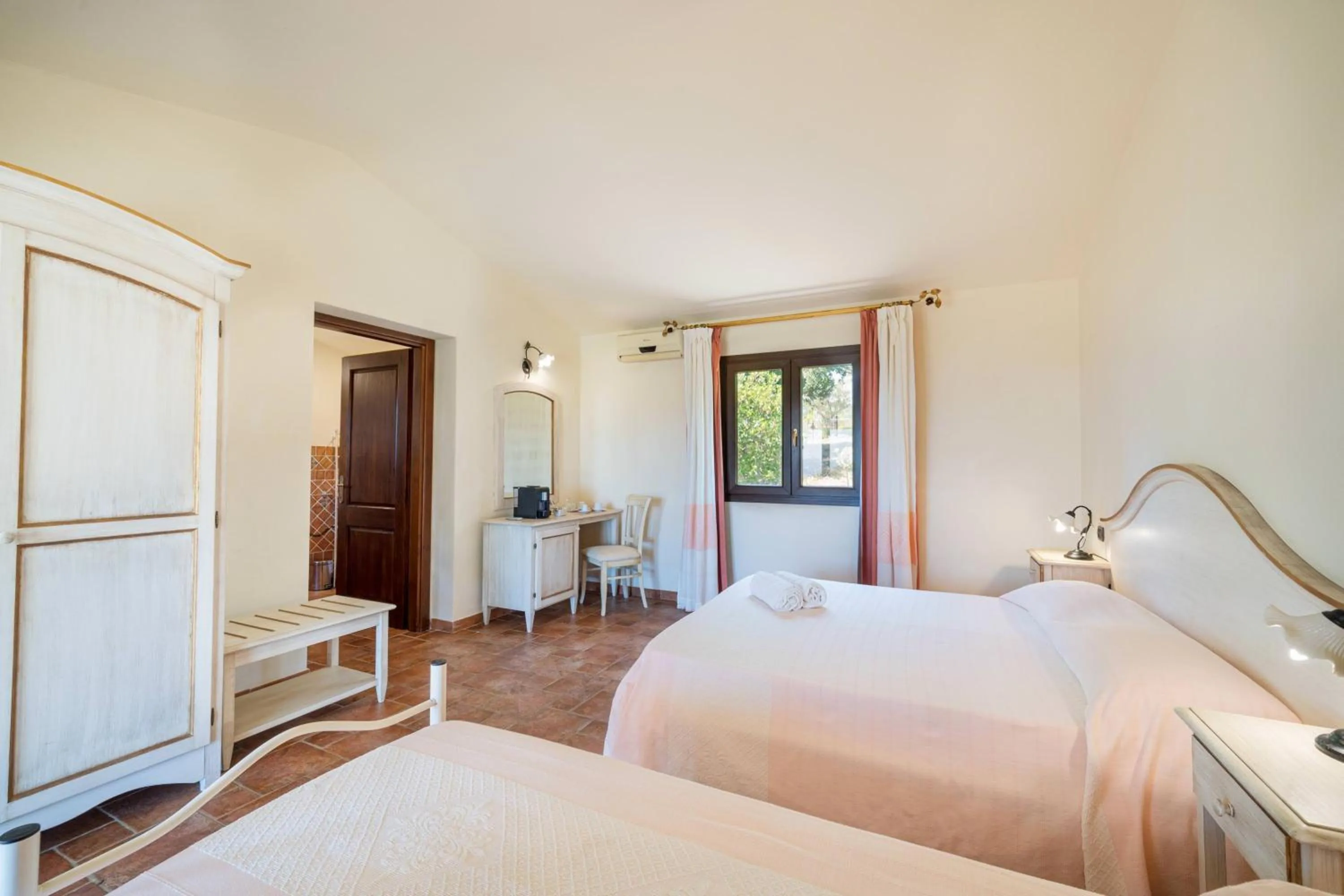 Bedroom, Bed in Borgo Alba Barona Turismo Rurale