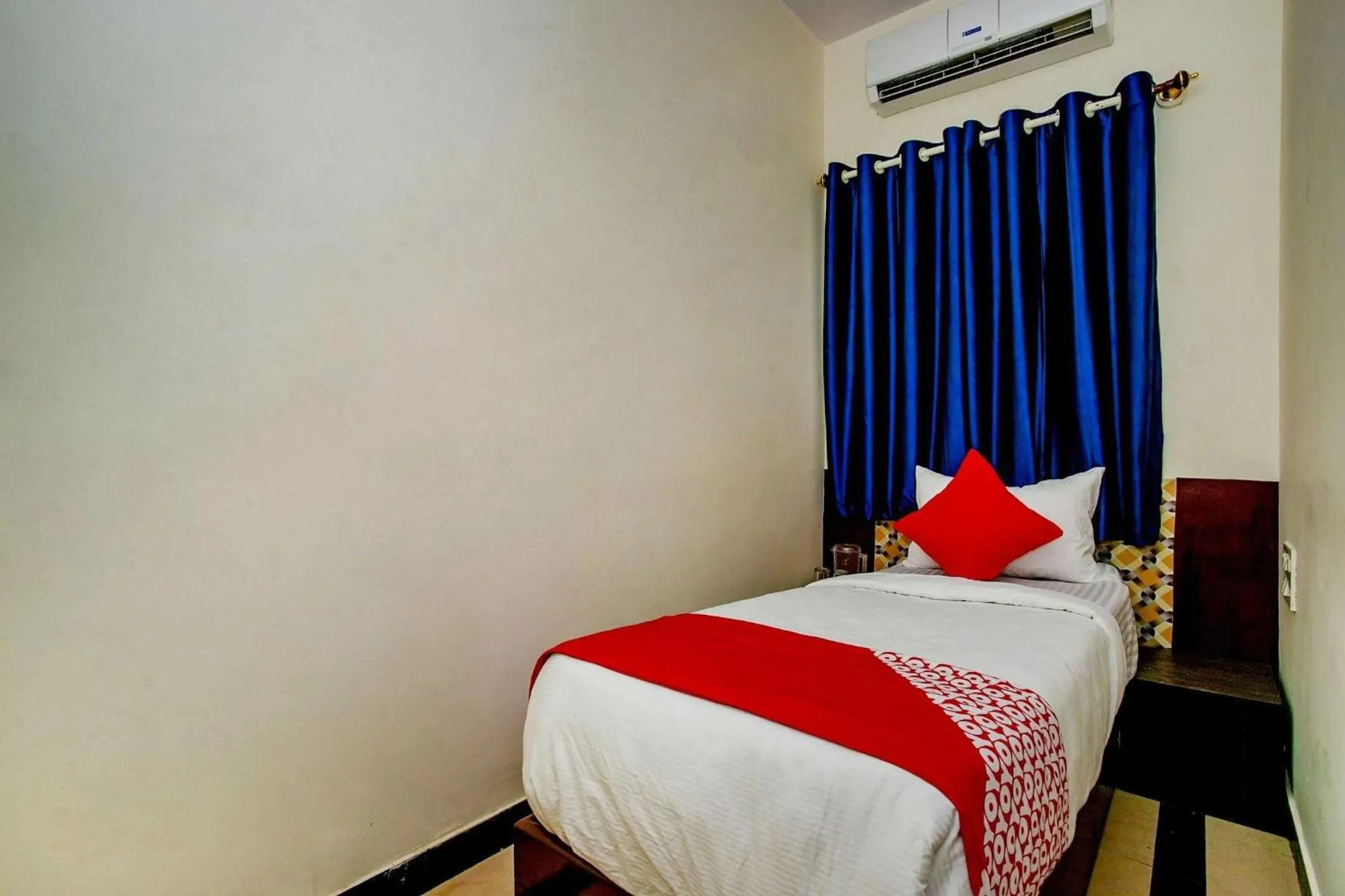 Bedroom, Bed in Hotel O Gks Residency