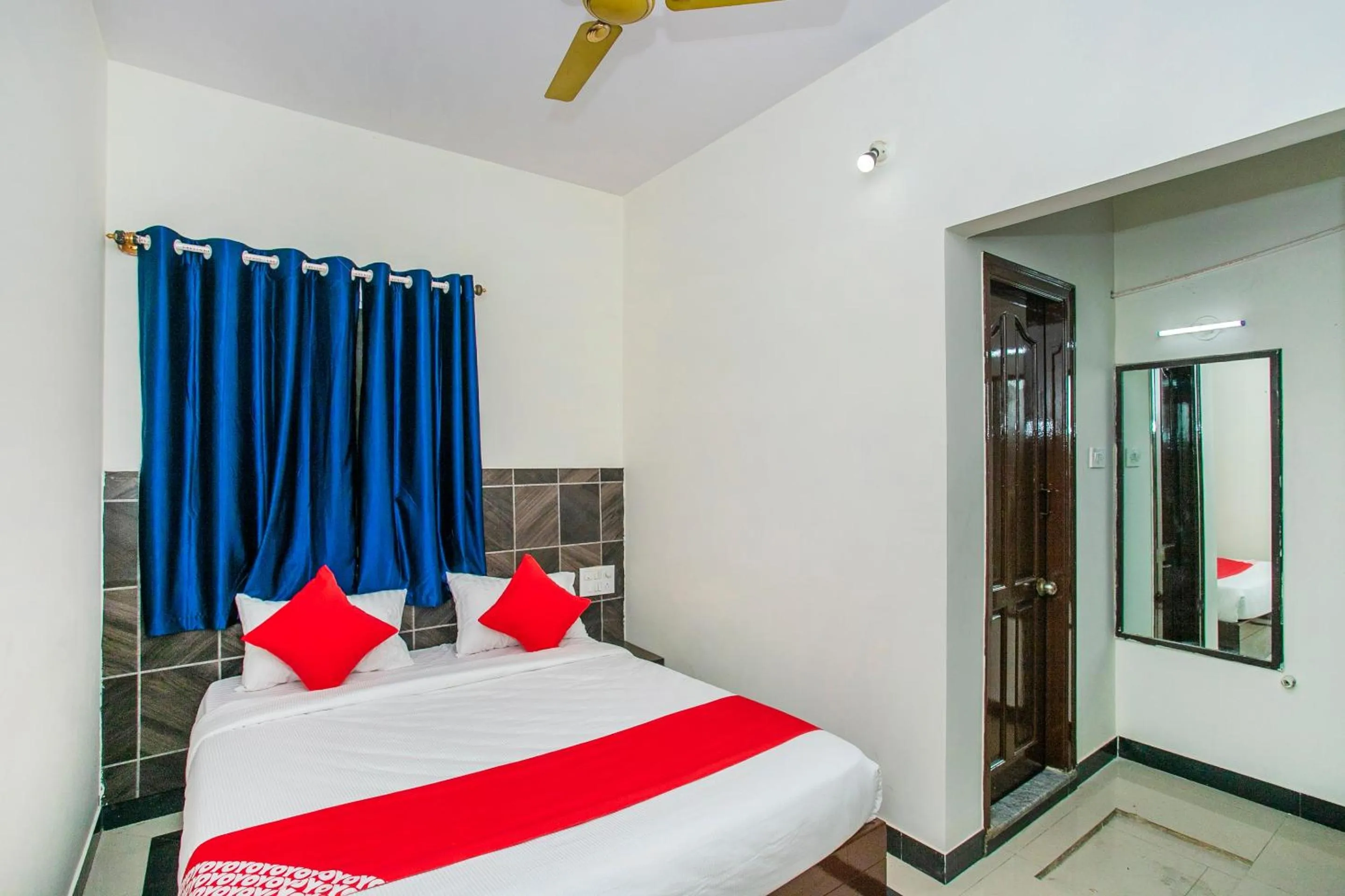 Bedroom, Bed in Hotel O Gks Residency