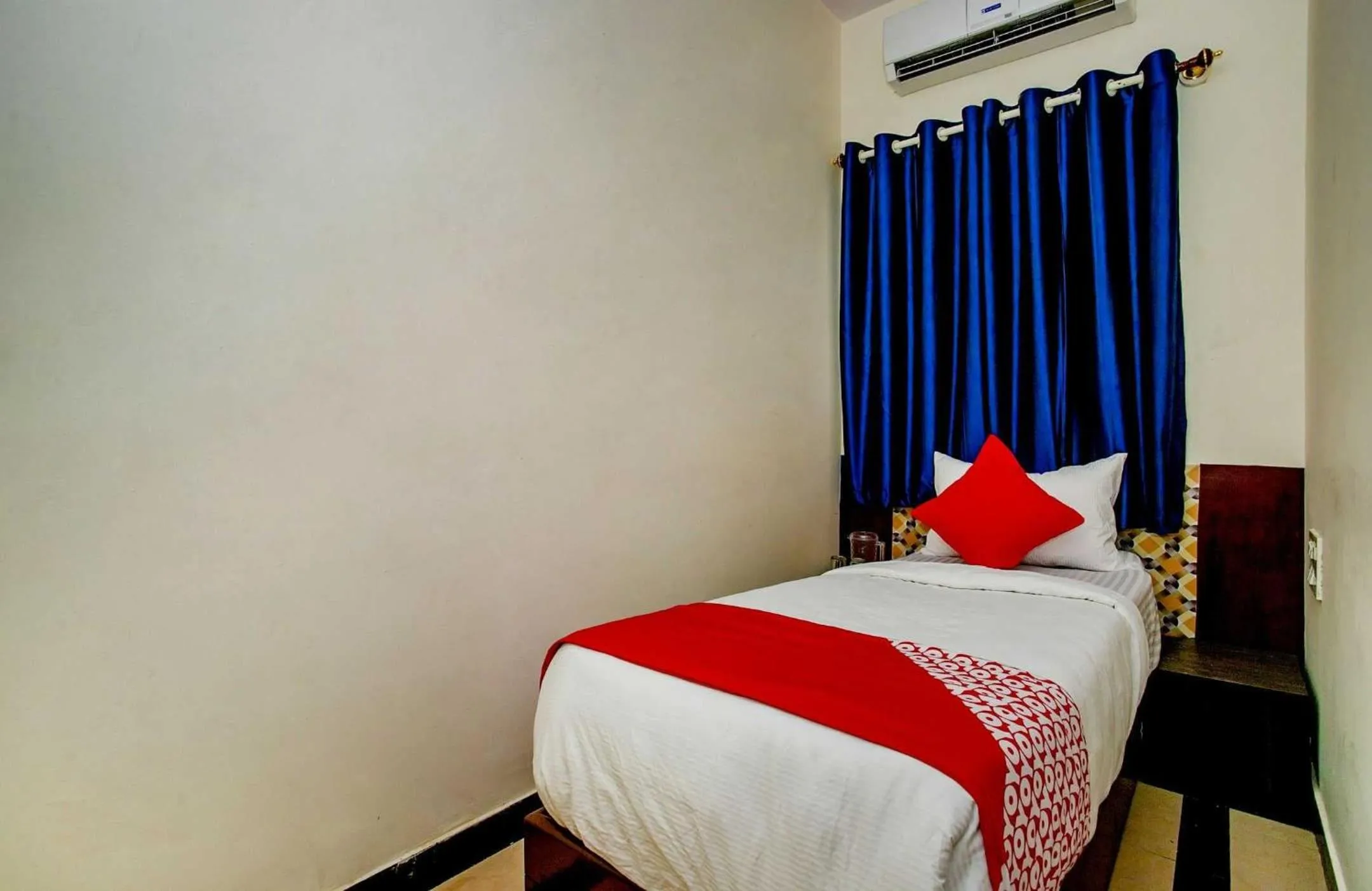 Bedroom, Bed in Hotel O Gks Residency