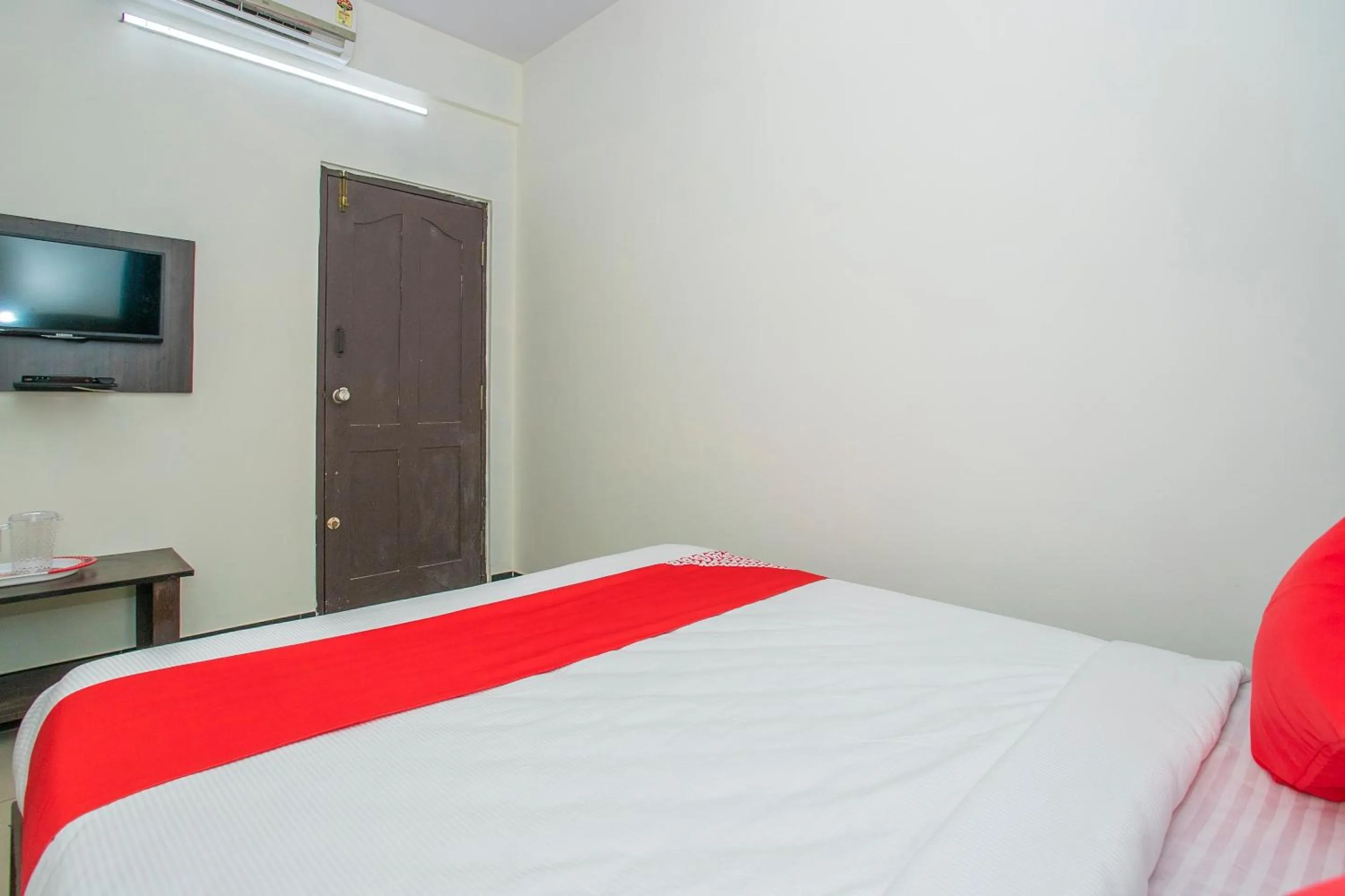 Bedroom, Bed in Hotel O Gks Residency