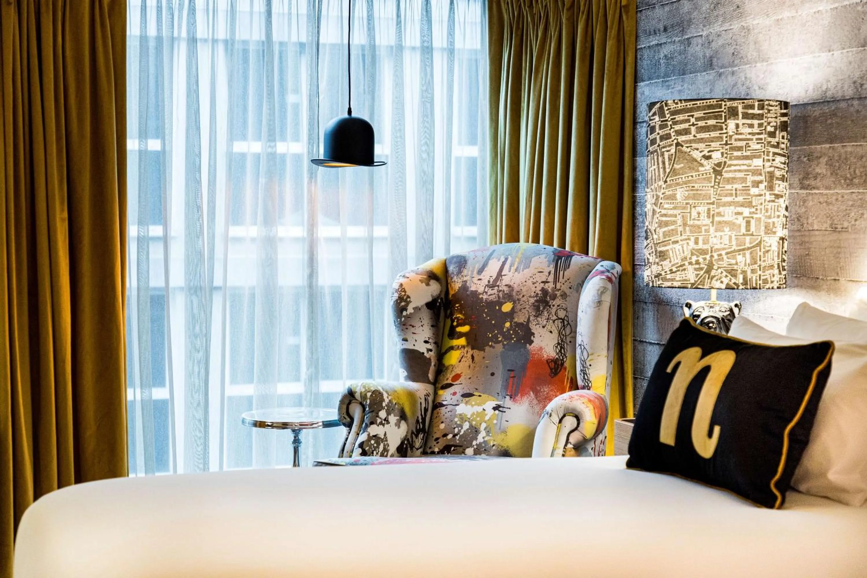 Bedroom, Bed in nhow London