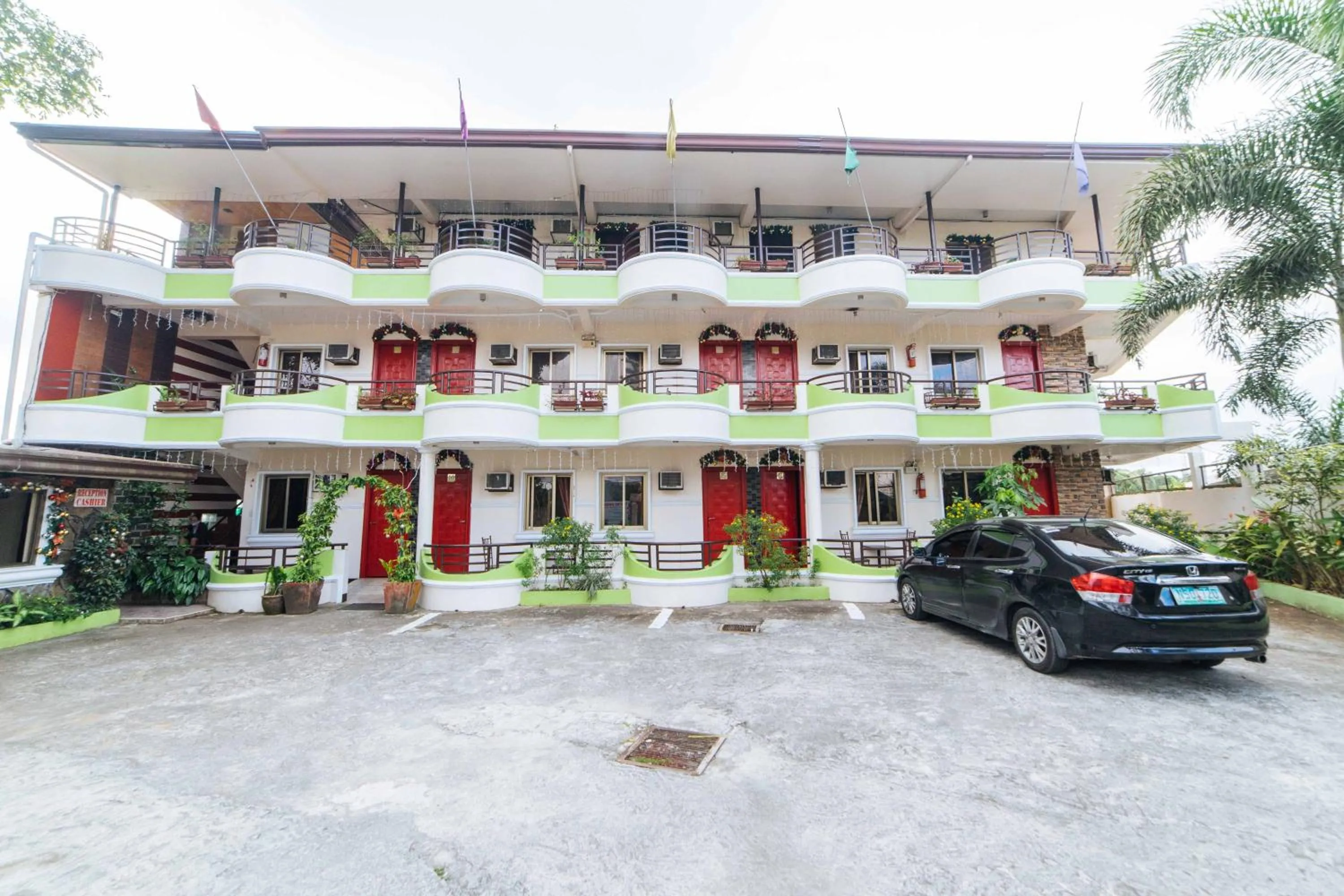 Property building in RedDoorz at Tagaytay Road