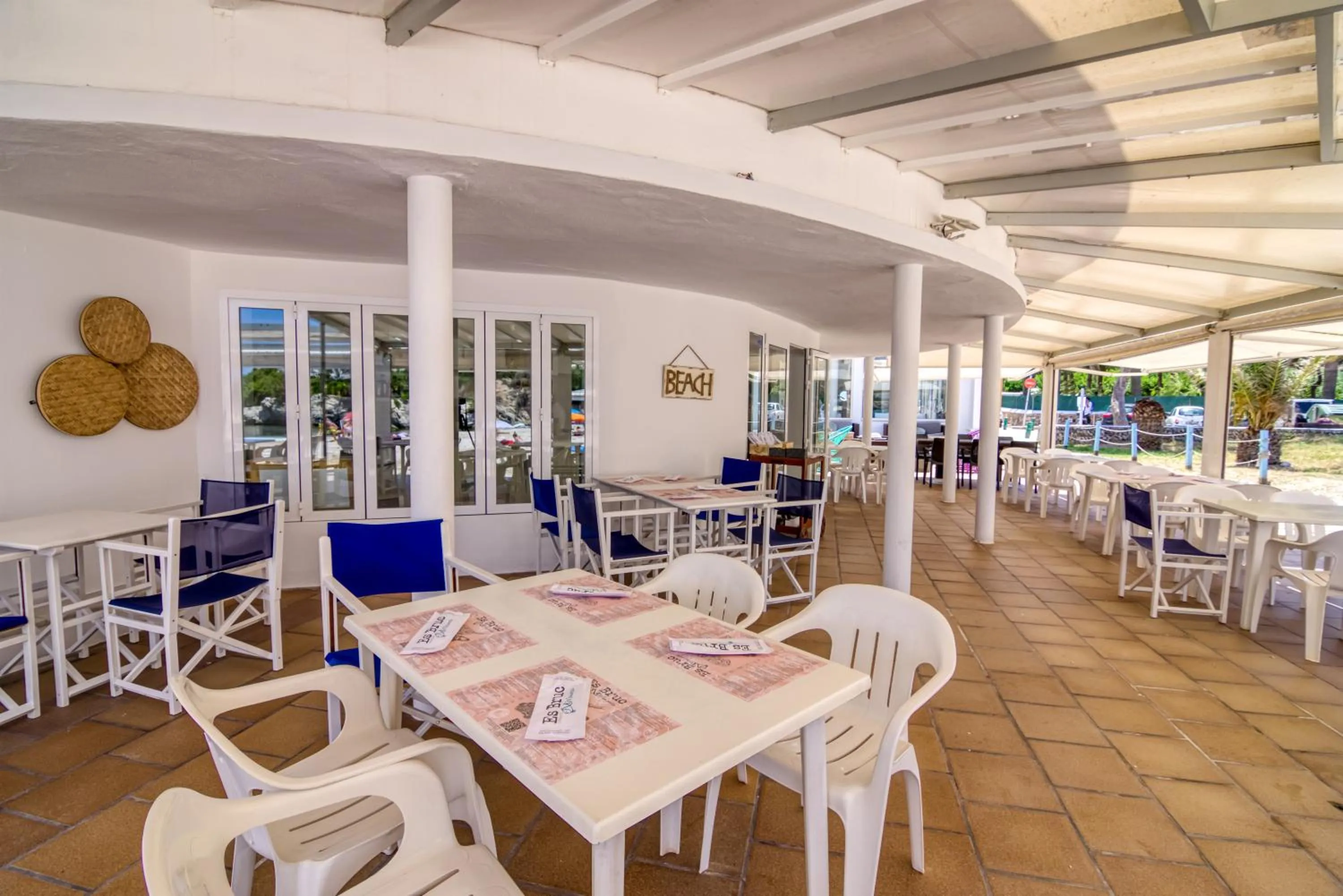 Restaurant/places to eat in Hotel Playa Santandria Adults Only