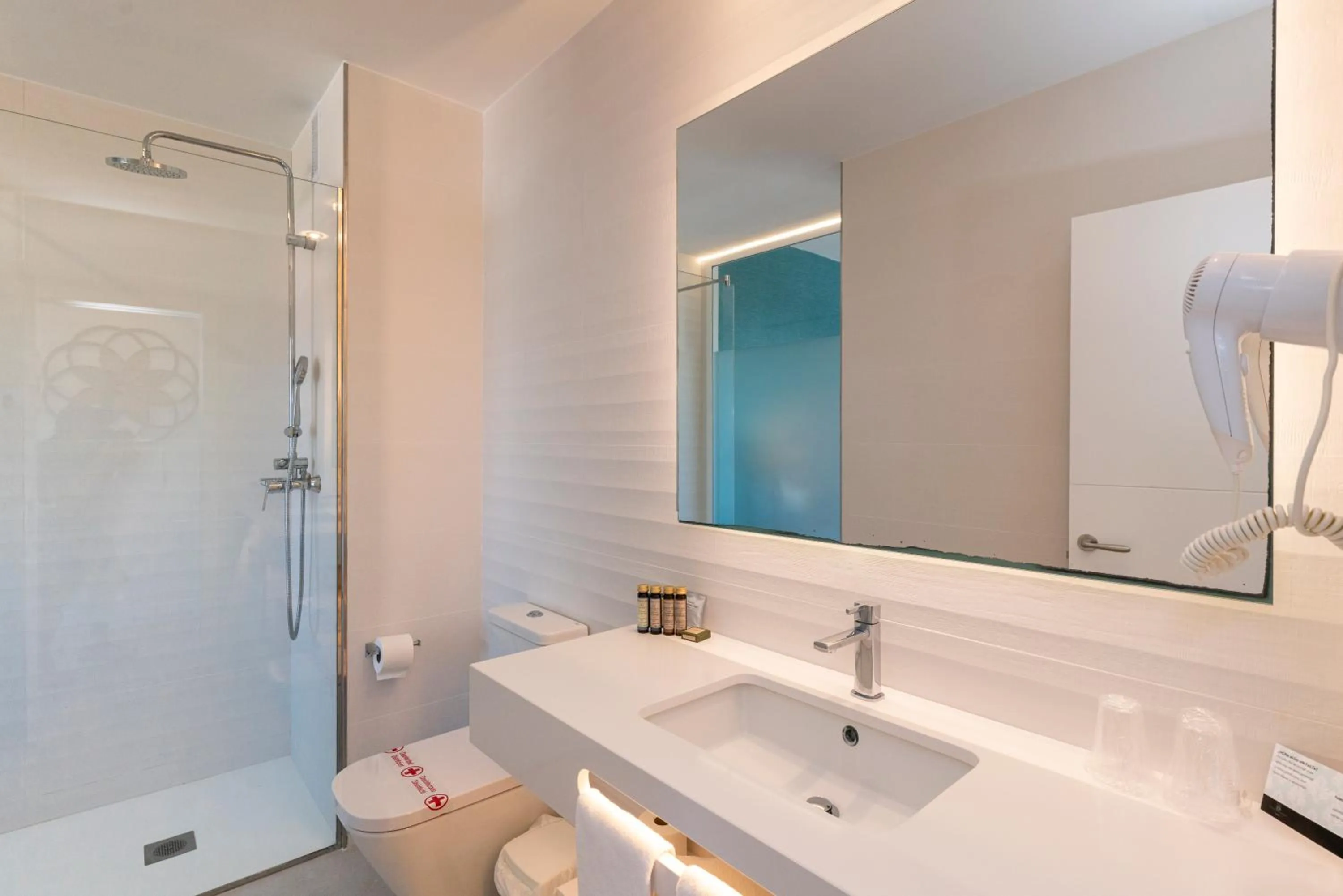 Bathroom in Hotel Playa Santandria Adults Only