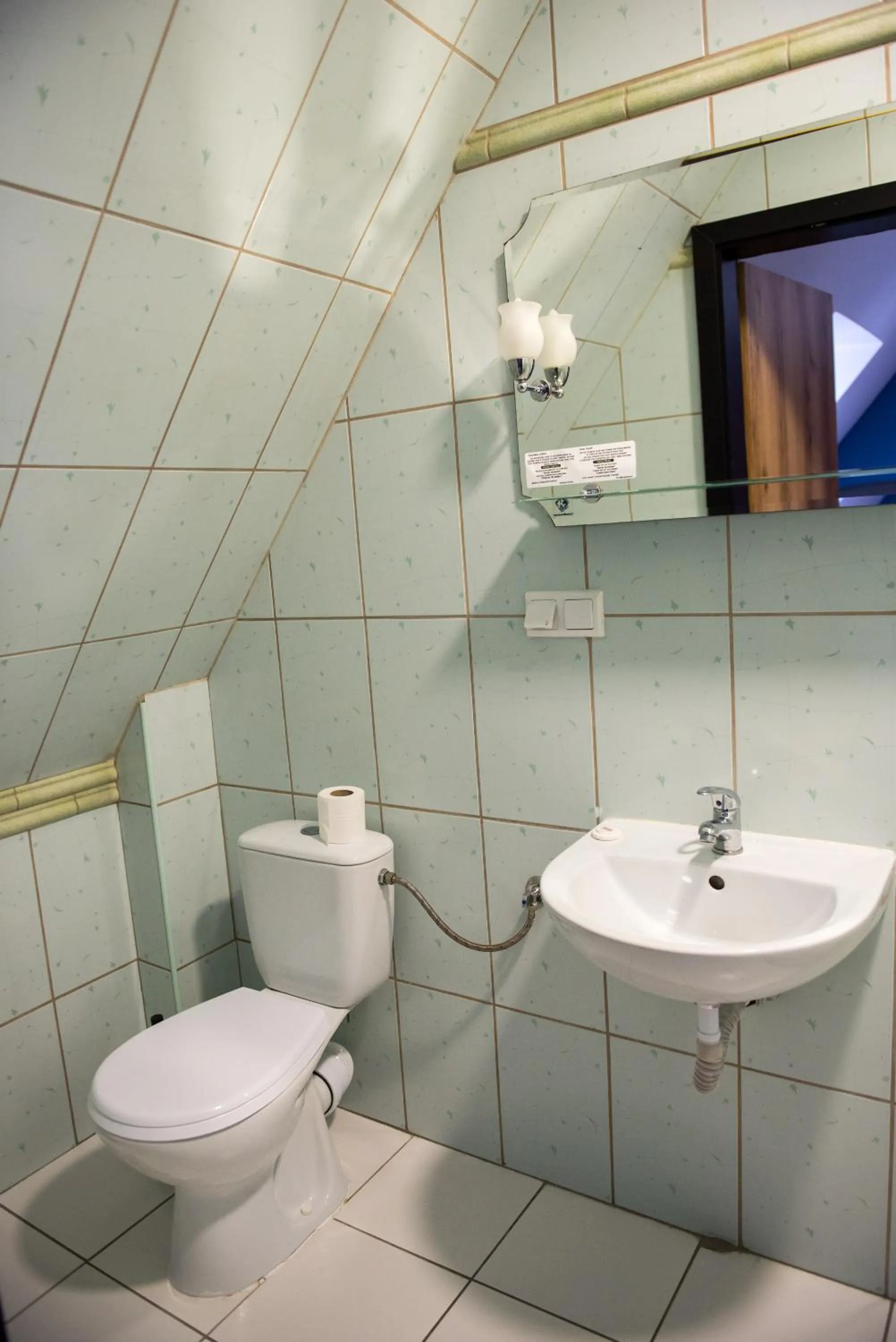 Bathroom in Hotel Paradiso