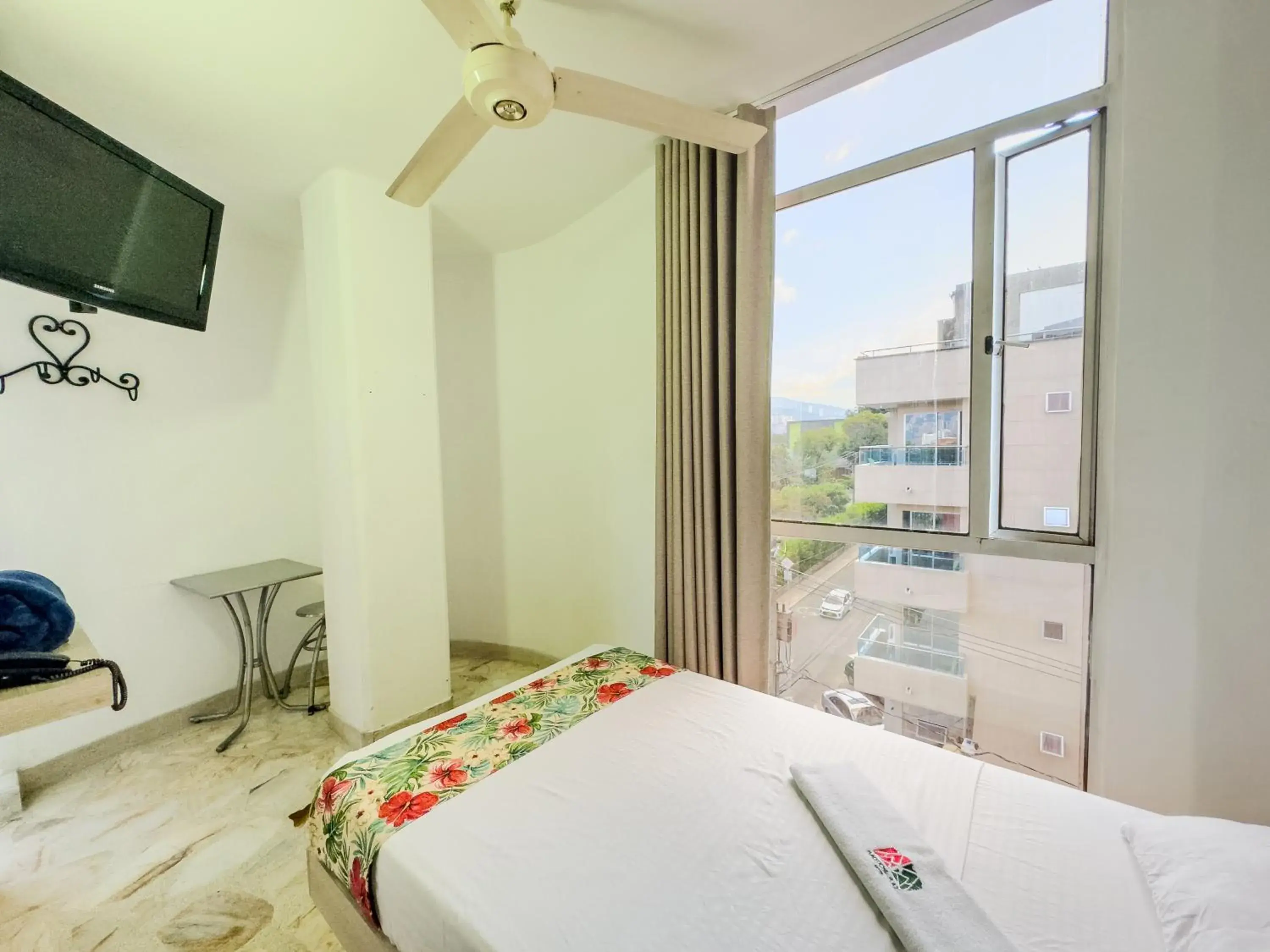 Single Room in Hotel Macedonia Plaza Medellin Single Room in Hotel Macedonia Plaza Medellin