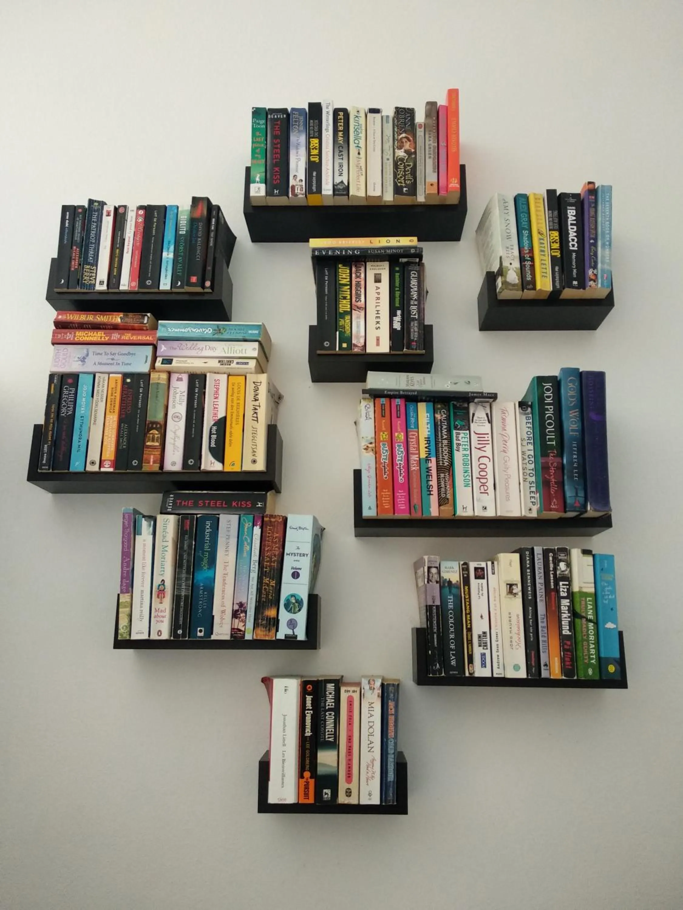 Library in Dedalos Studios Naxos