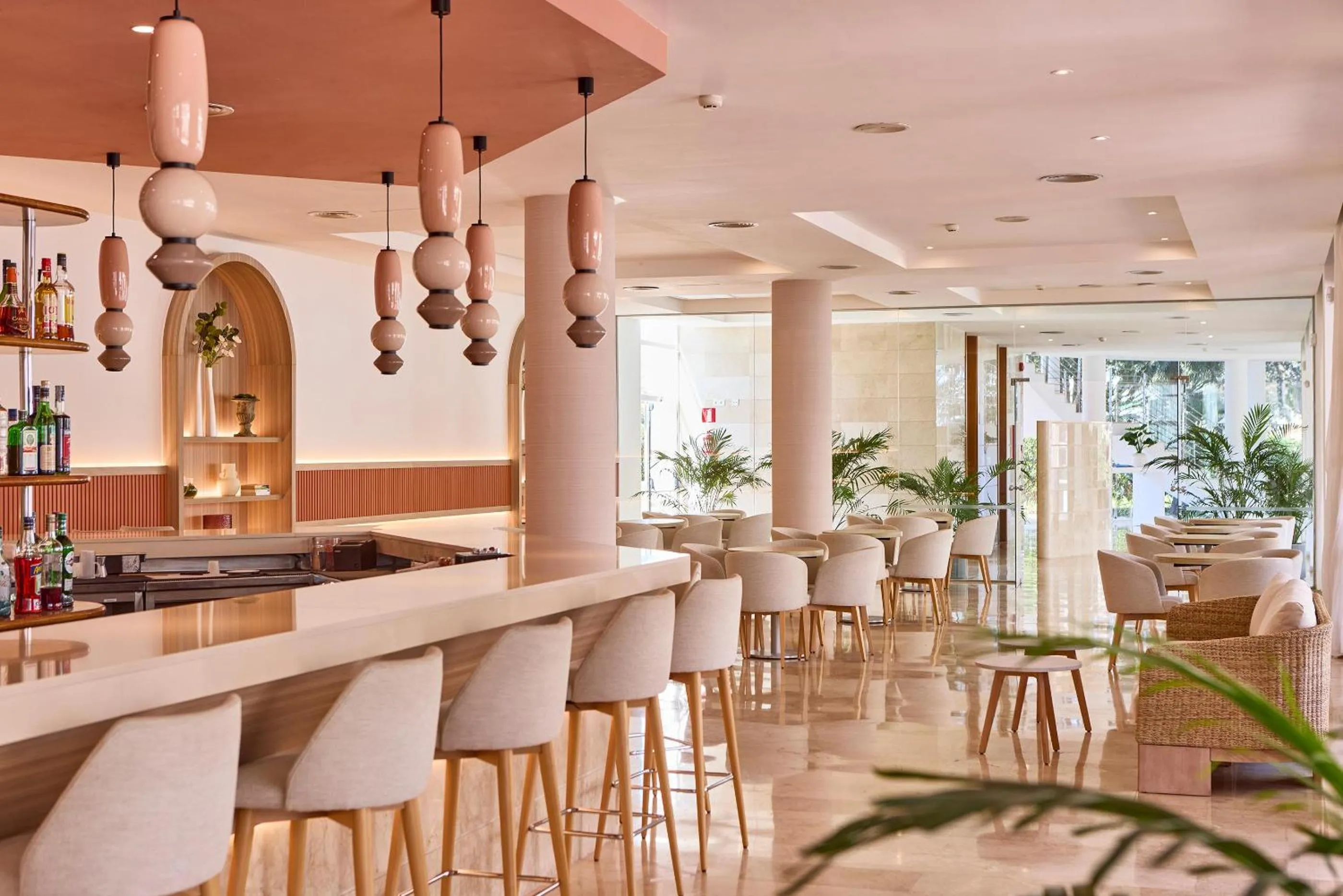 Lounge or bar in Zafiro Alzinar Mar Adults Only - Refurbished 2025