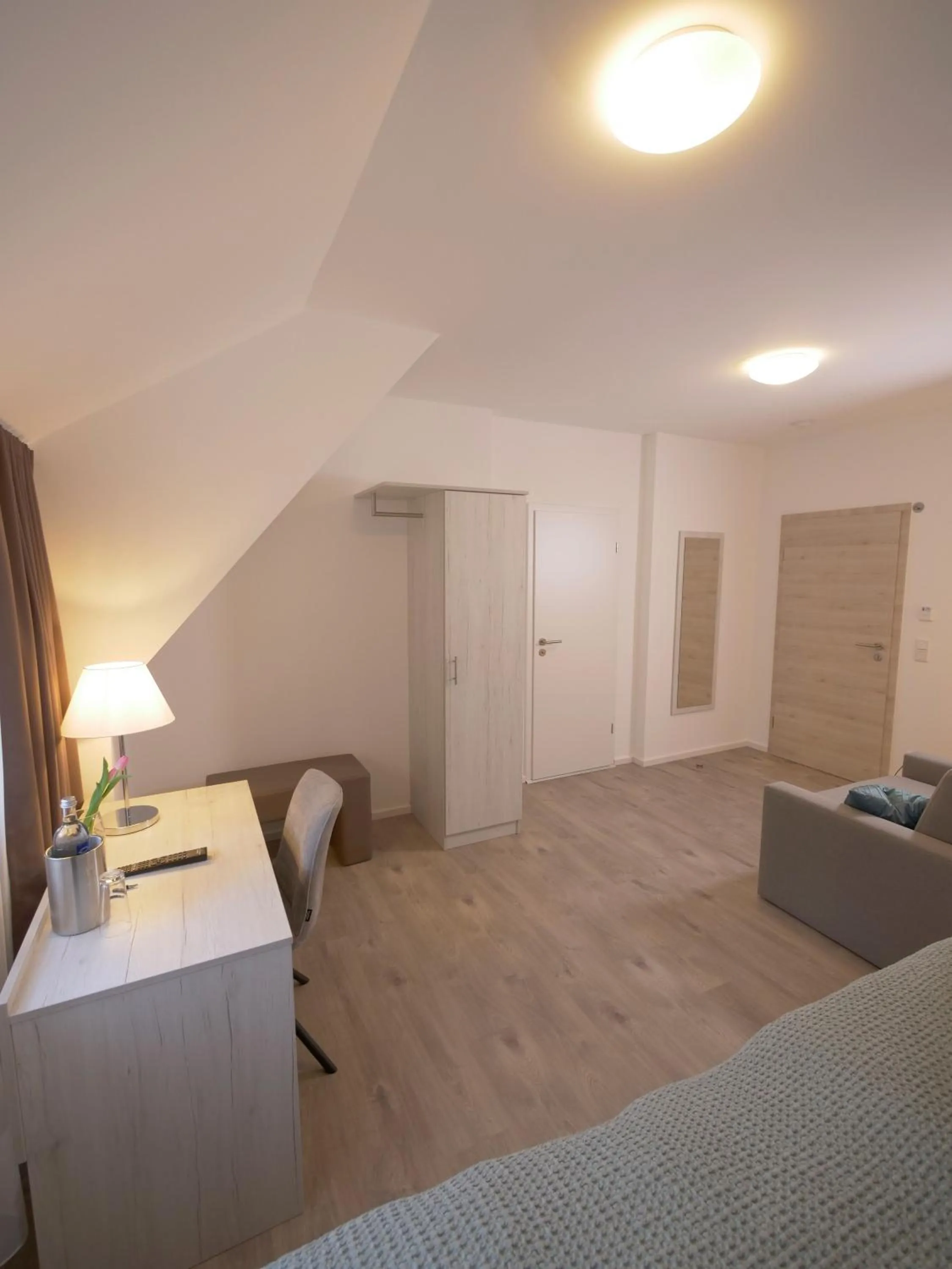 Photo of the whole room in Oberwaldhaus