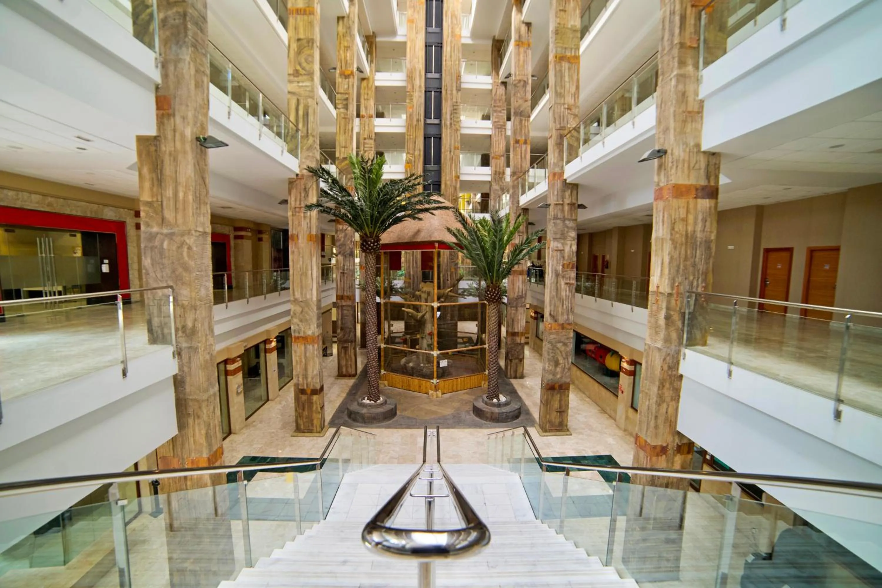 Area and facilities in Holiday World Polynesia